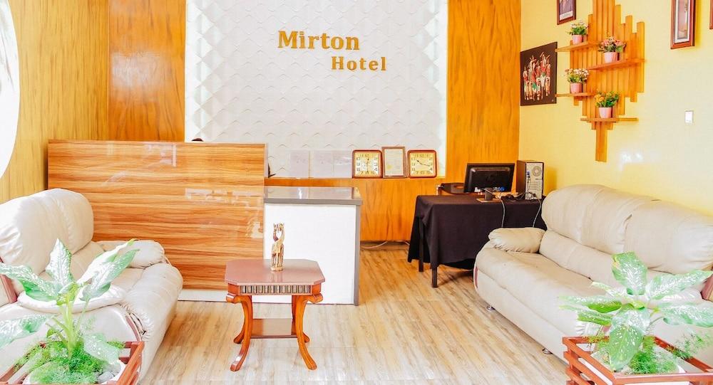 Vista Lobby Mirton Hotel