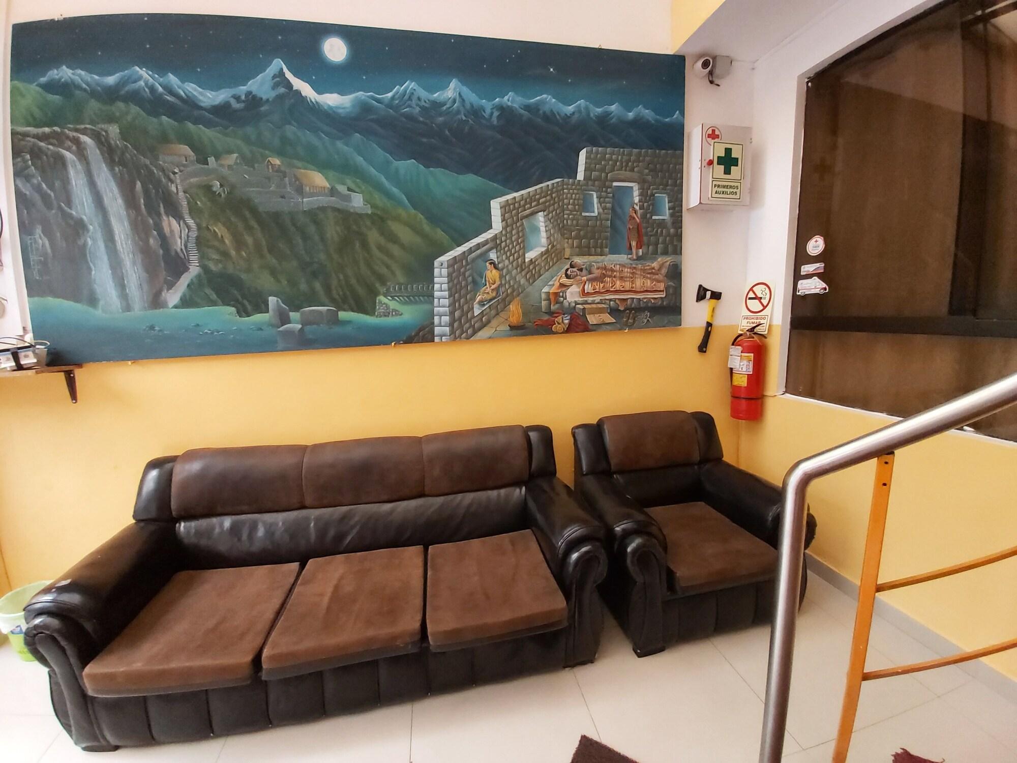 Vista Lobby Hostal Tayta Wasi II - Pavitos