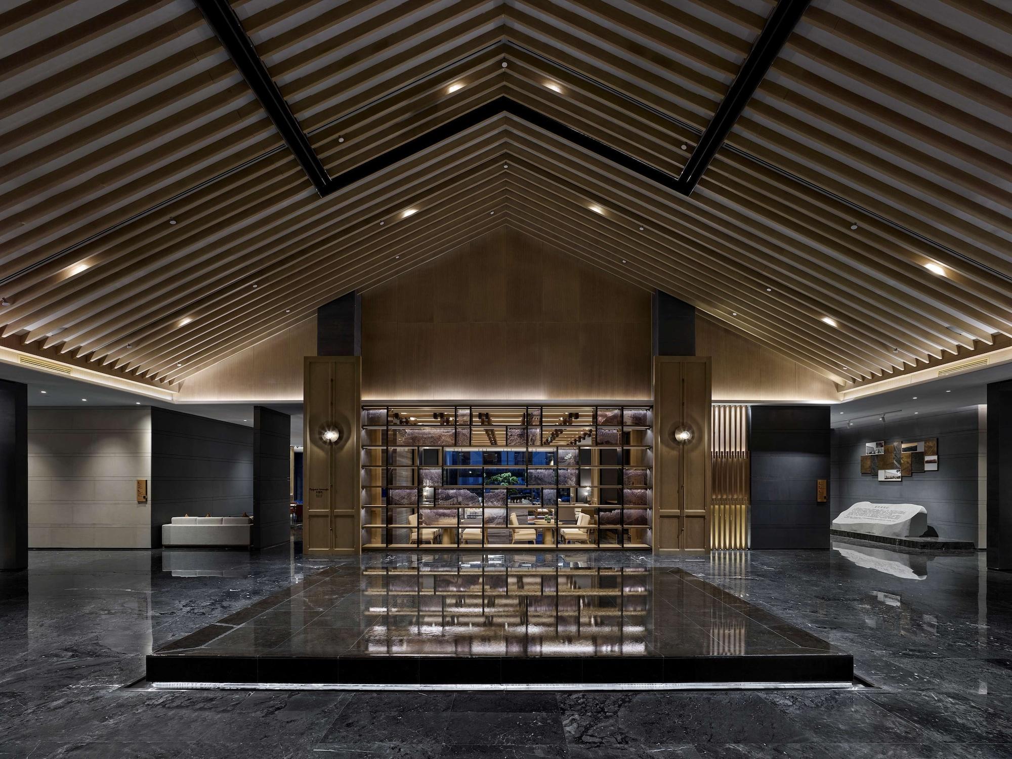Vista Lobby DoubleTree by Hilton Beijing Badaling