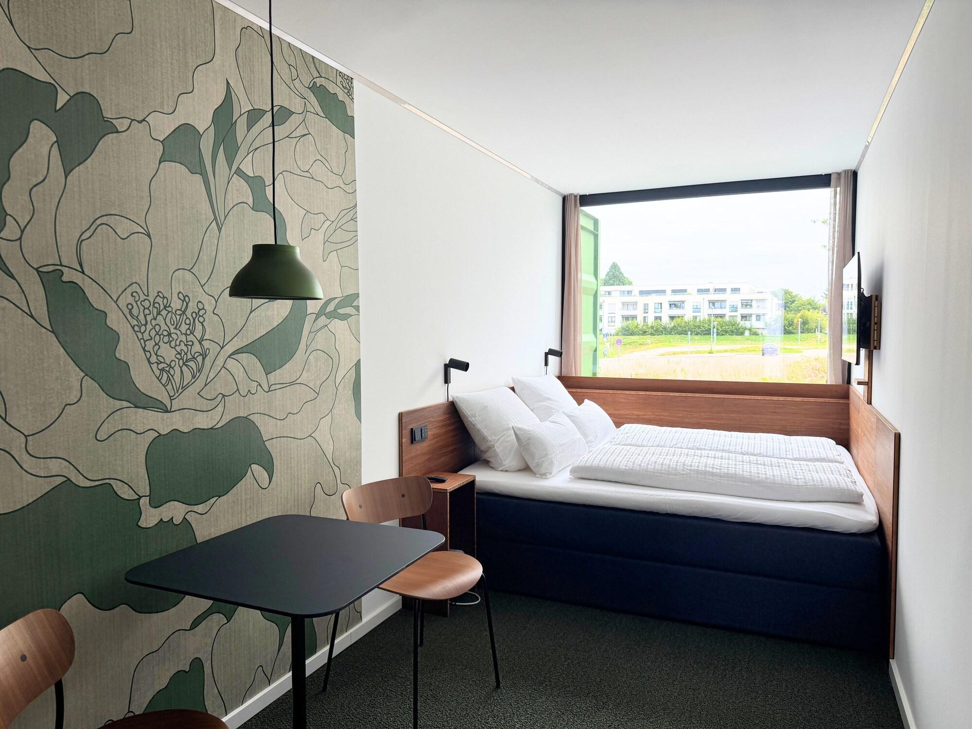 Varios TIN INN Meckenheim