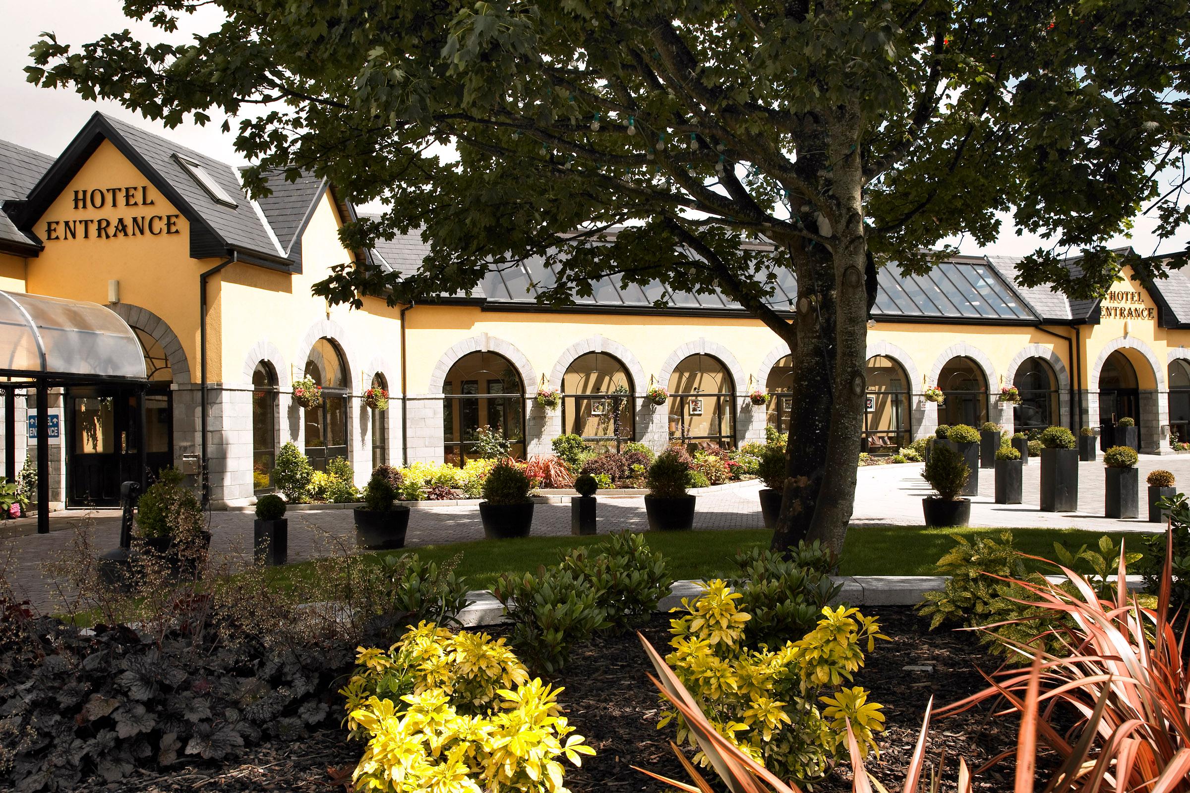 Vista Exterior Castlecourt Hotel