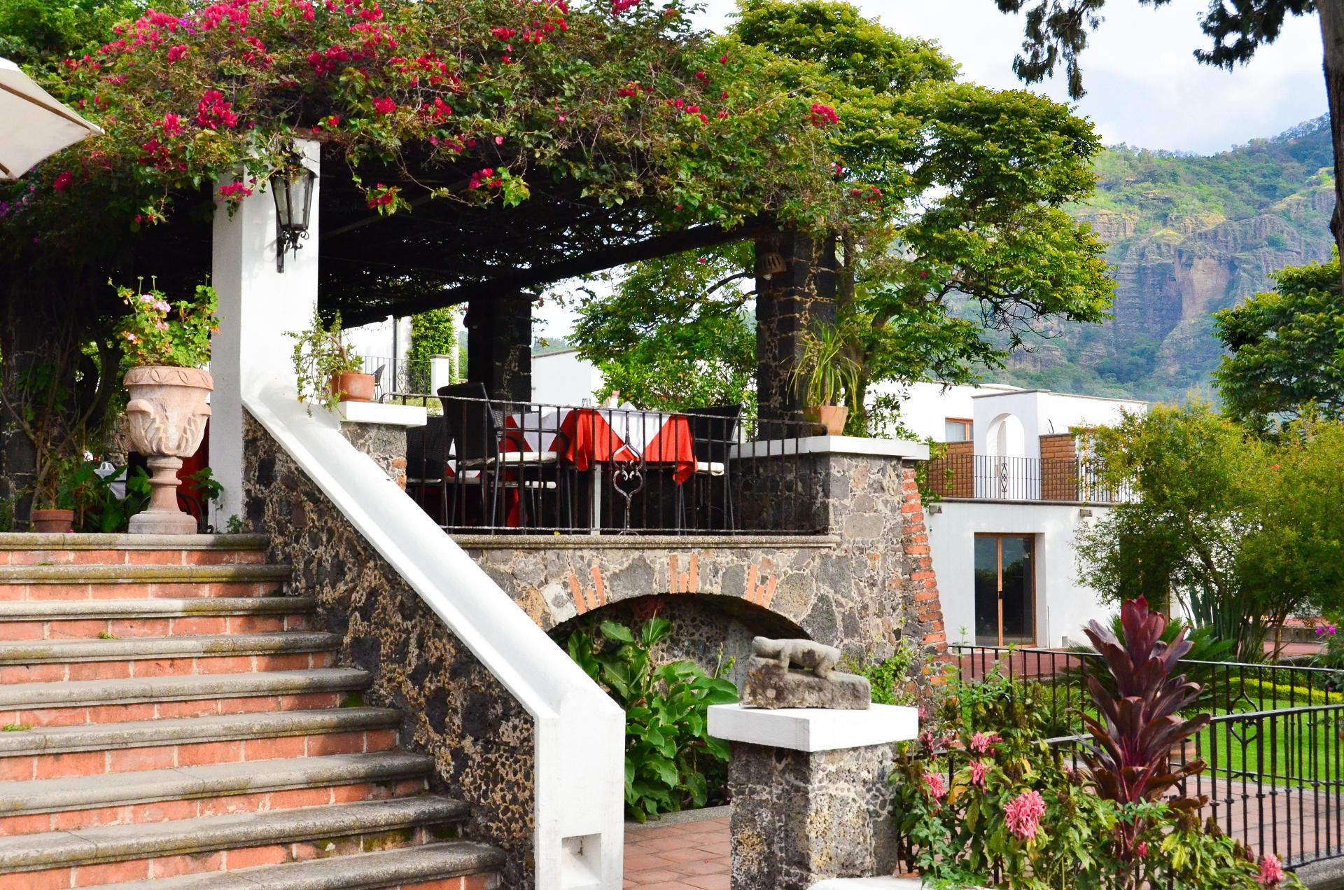 Vista Exterior Posada del Tepozteco - Hotel & Gallery