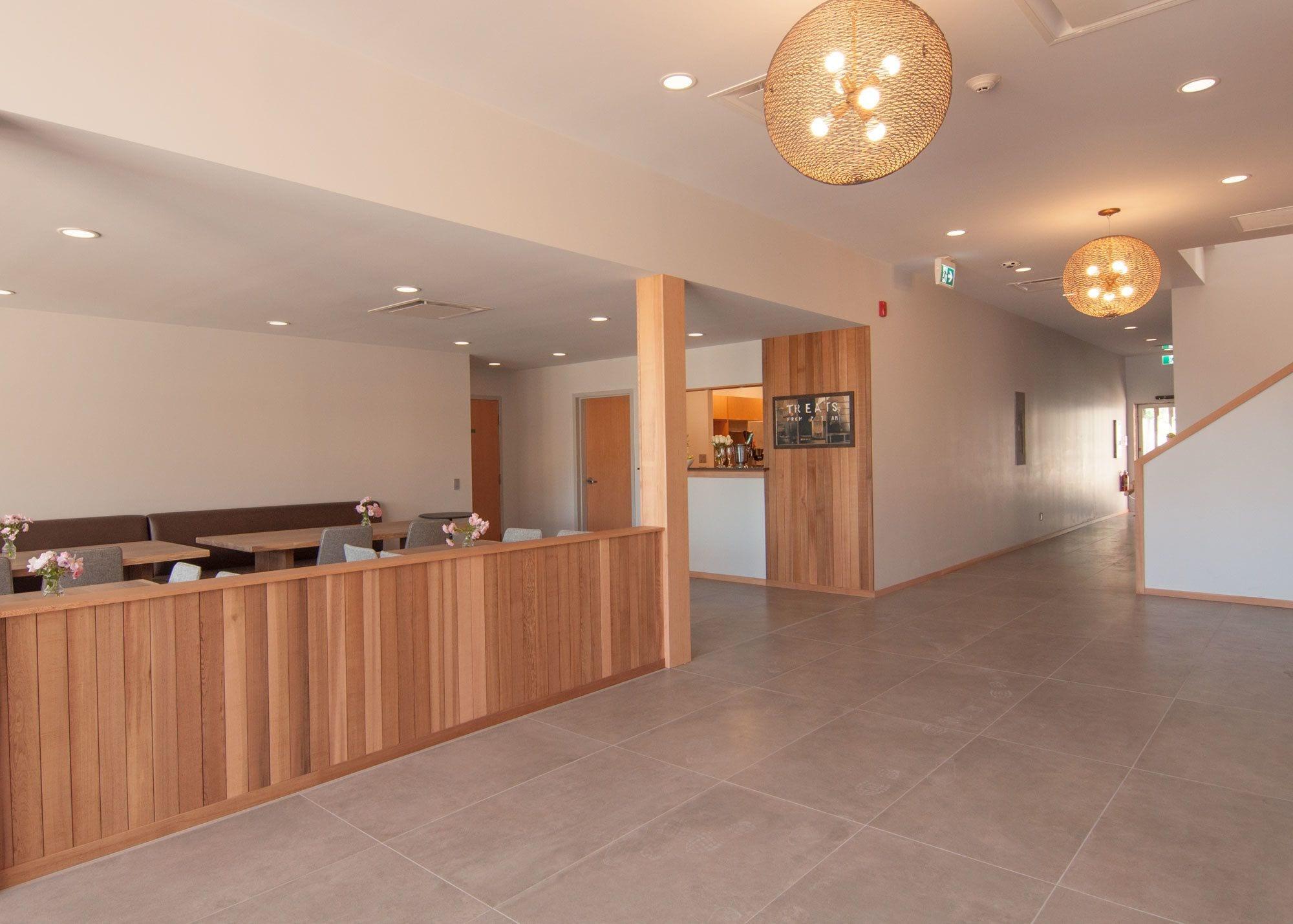 Vista Lobby Harbour House Hotel