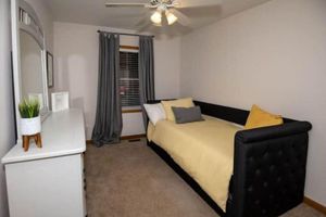 Alquiler Vacacional - New Buffalo Beauty/Beach House w/ Hot Tub!