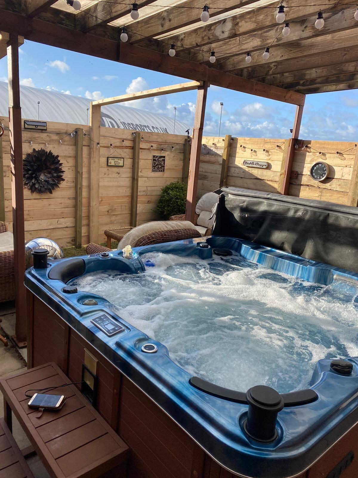 Spa The Mayfair Lodge - Caravaning, Glamping & Camping