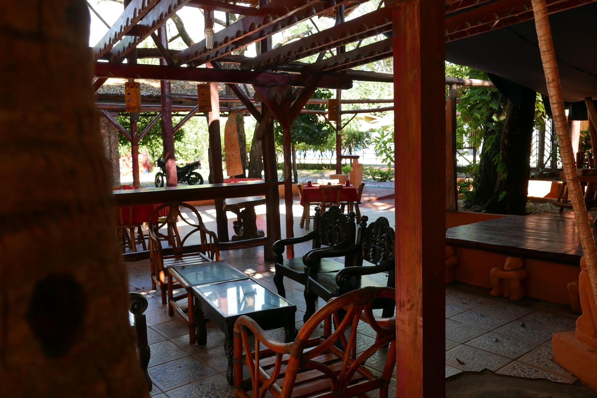 Vista Lobby Pension Playa Samara