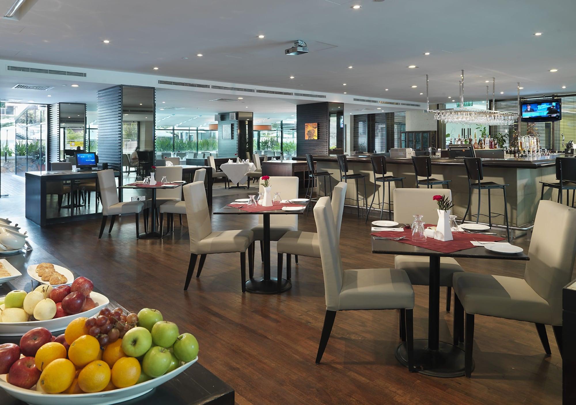 Restaurant MiCasa All Suite Hotel