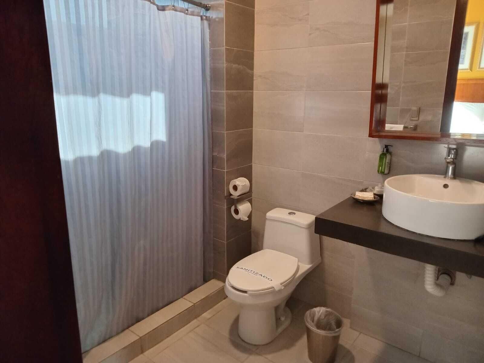 Equipamiento de Habitación Hotel Uttsa Inn Tamazula