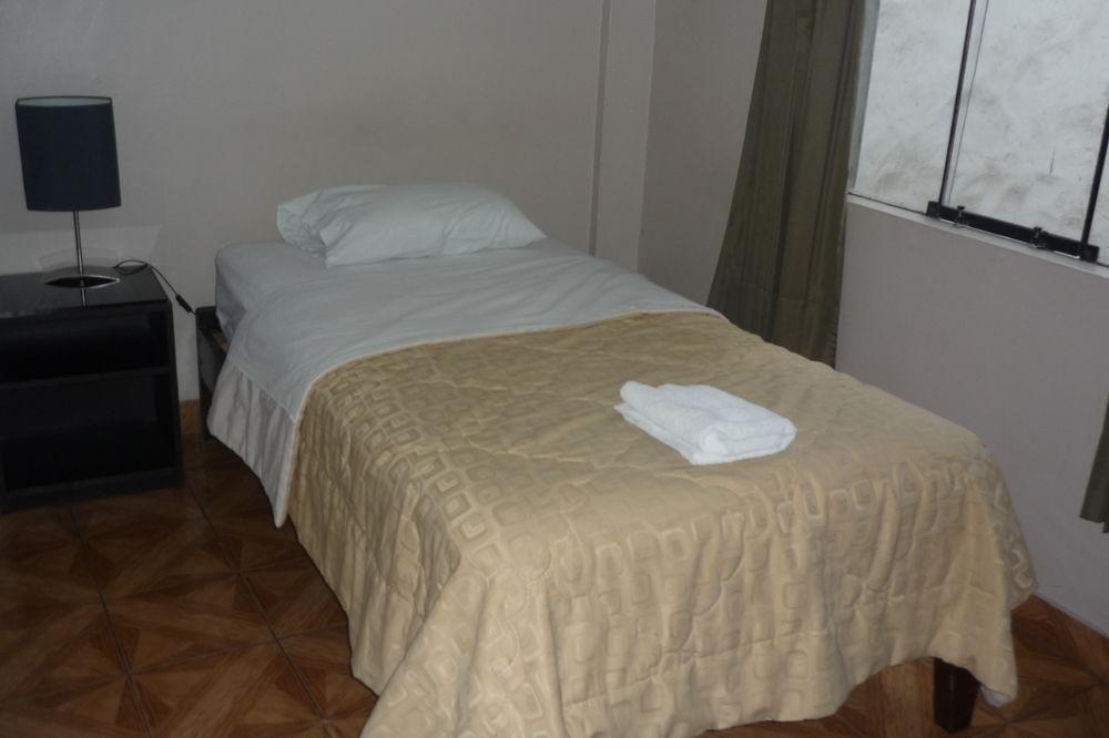 Set de Habitación Las Americas Hotel