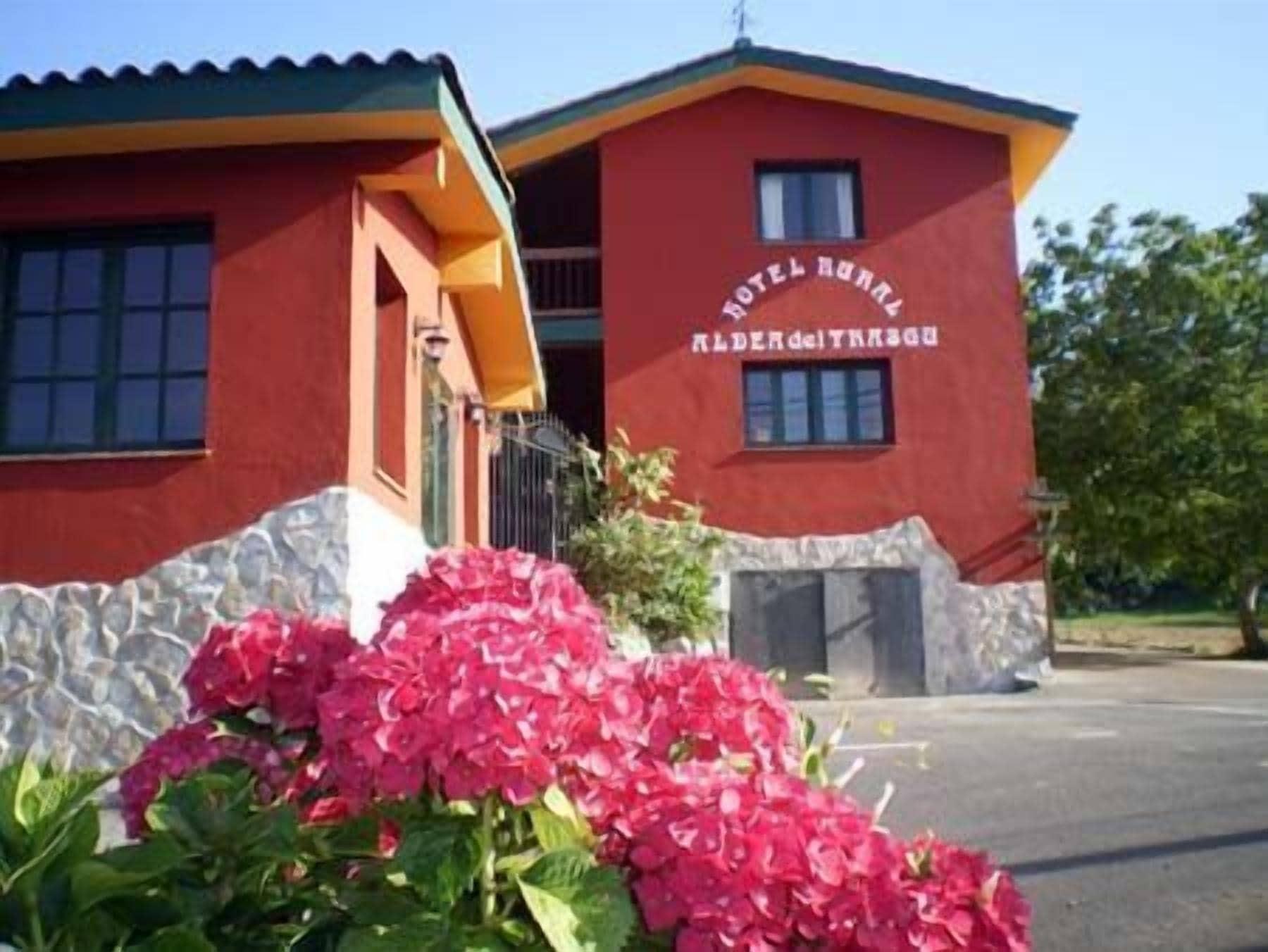 Varios Aldea del Trasgu