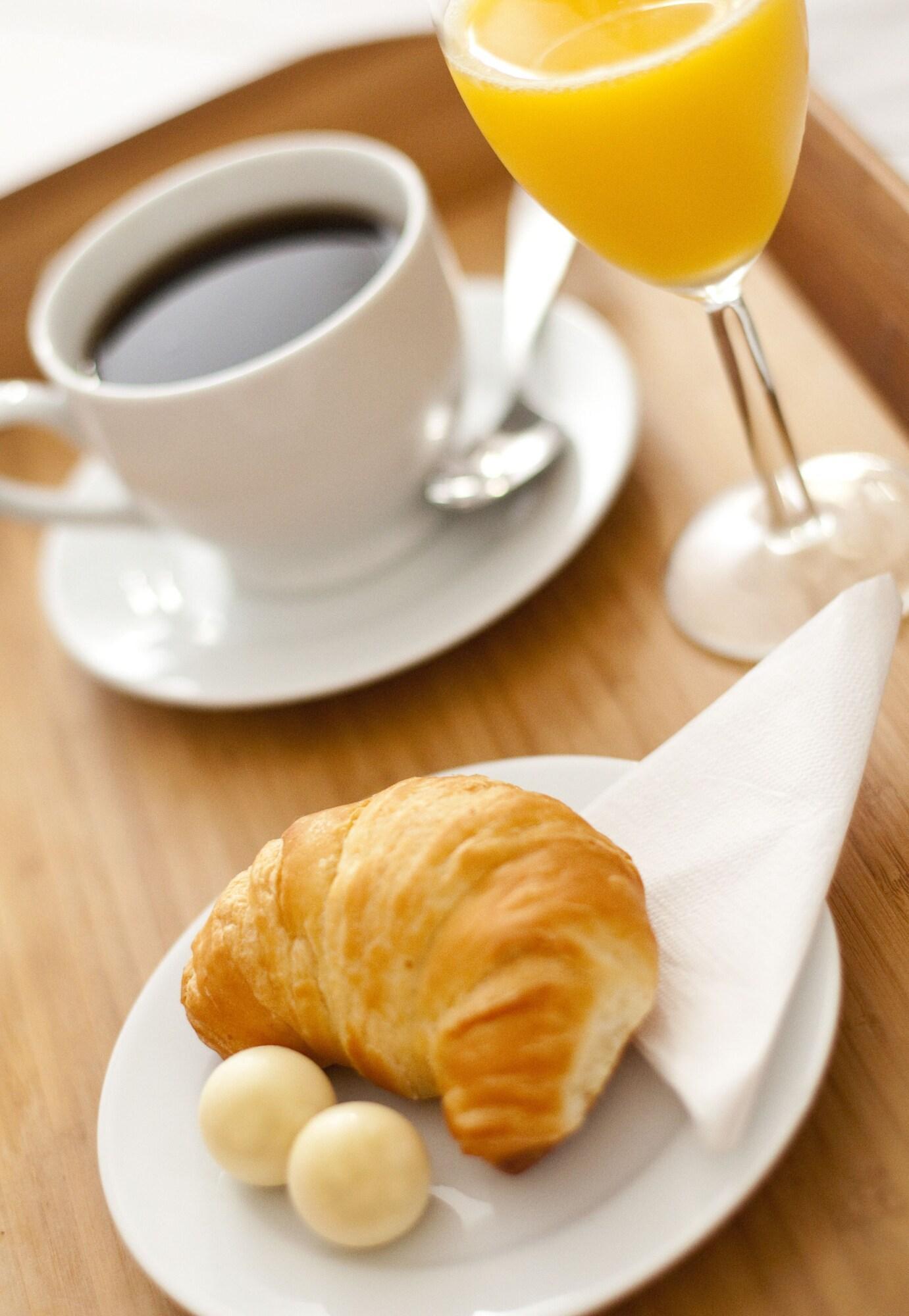 Bar/Salón American Guest House