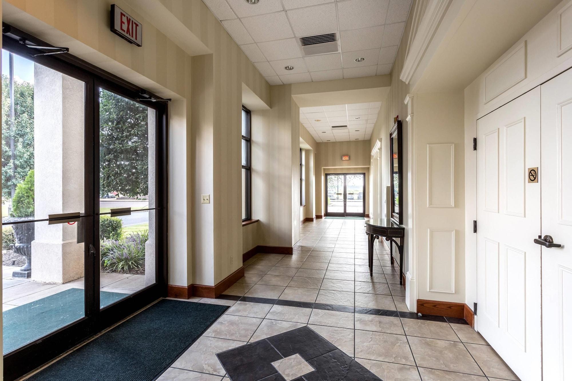 Vista Lobby Quality Inn Union City US 51