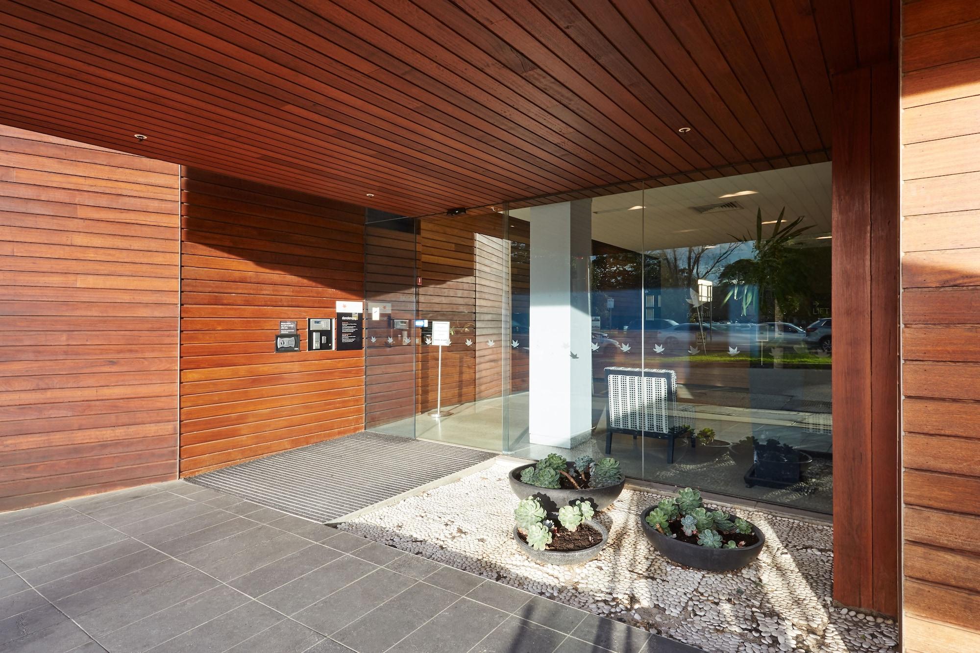 Vista Exterior Melbourne Dandenong Central Apartment