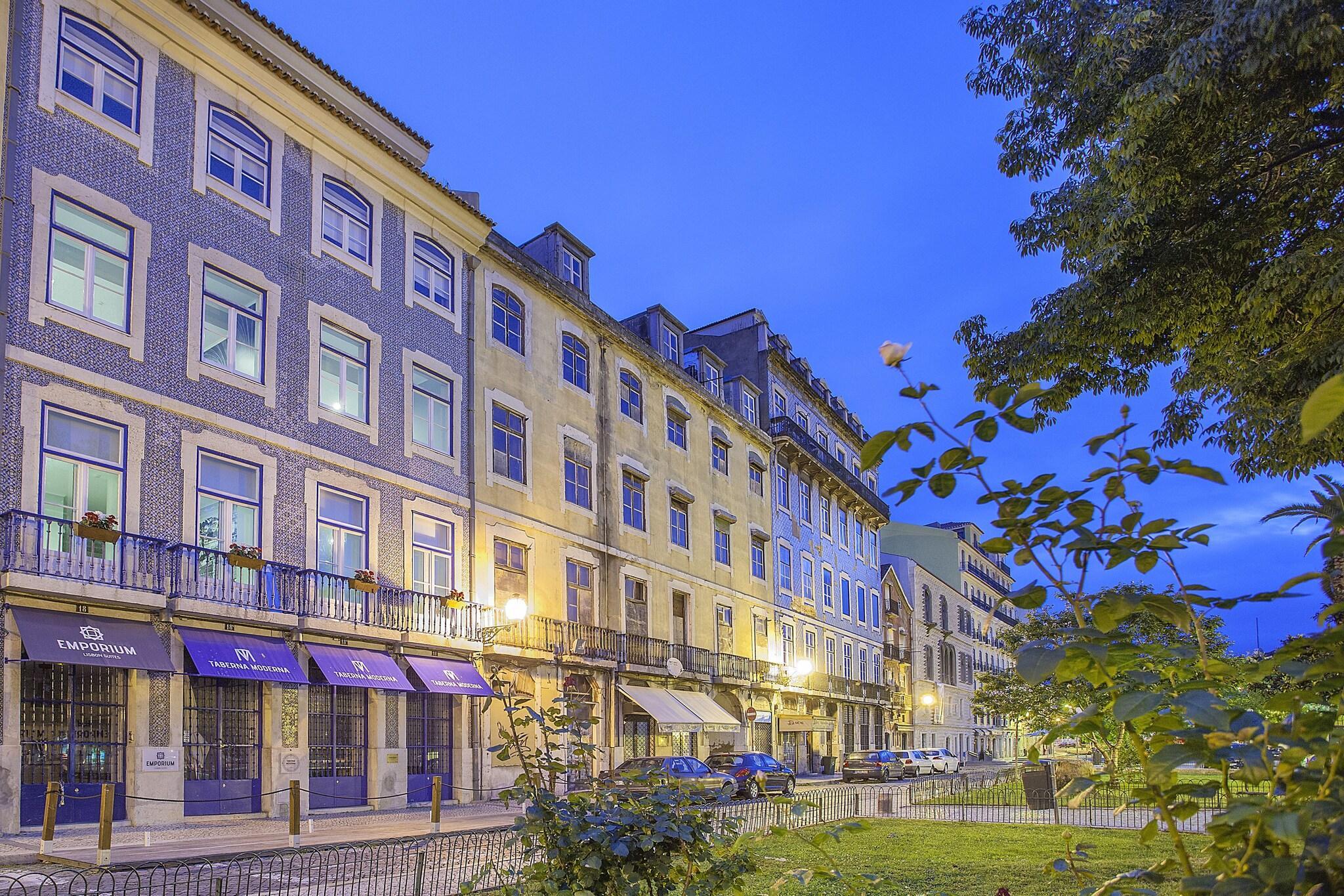 Vista Exterior Emporium Lisbon Suites