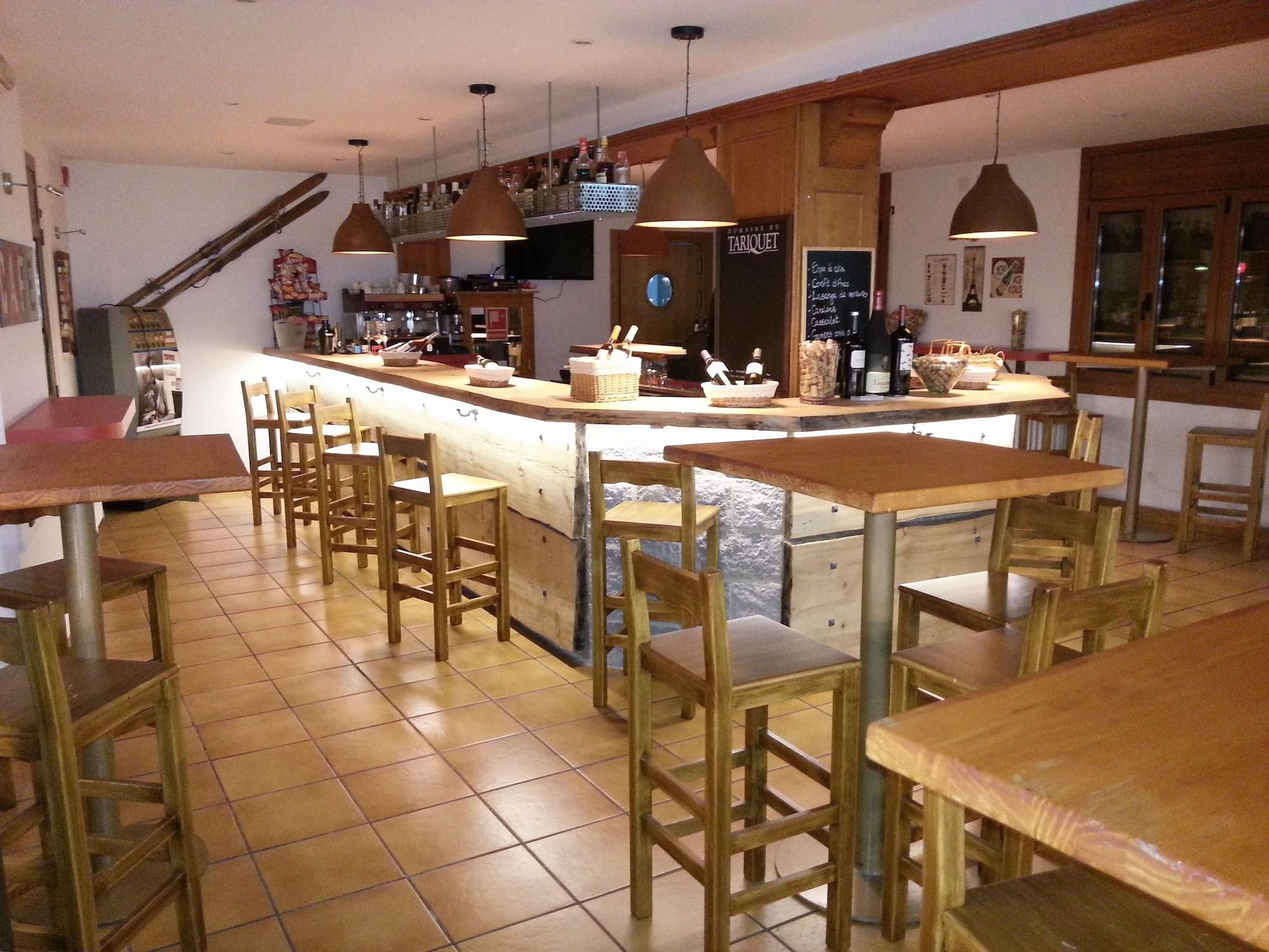 Bar/Salón Hotel Arinsal