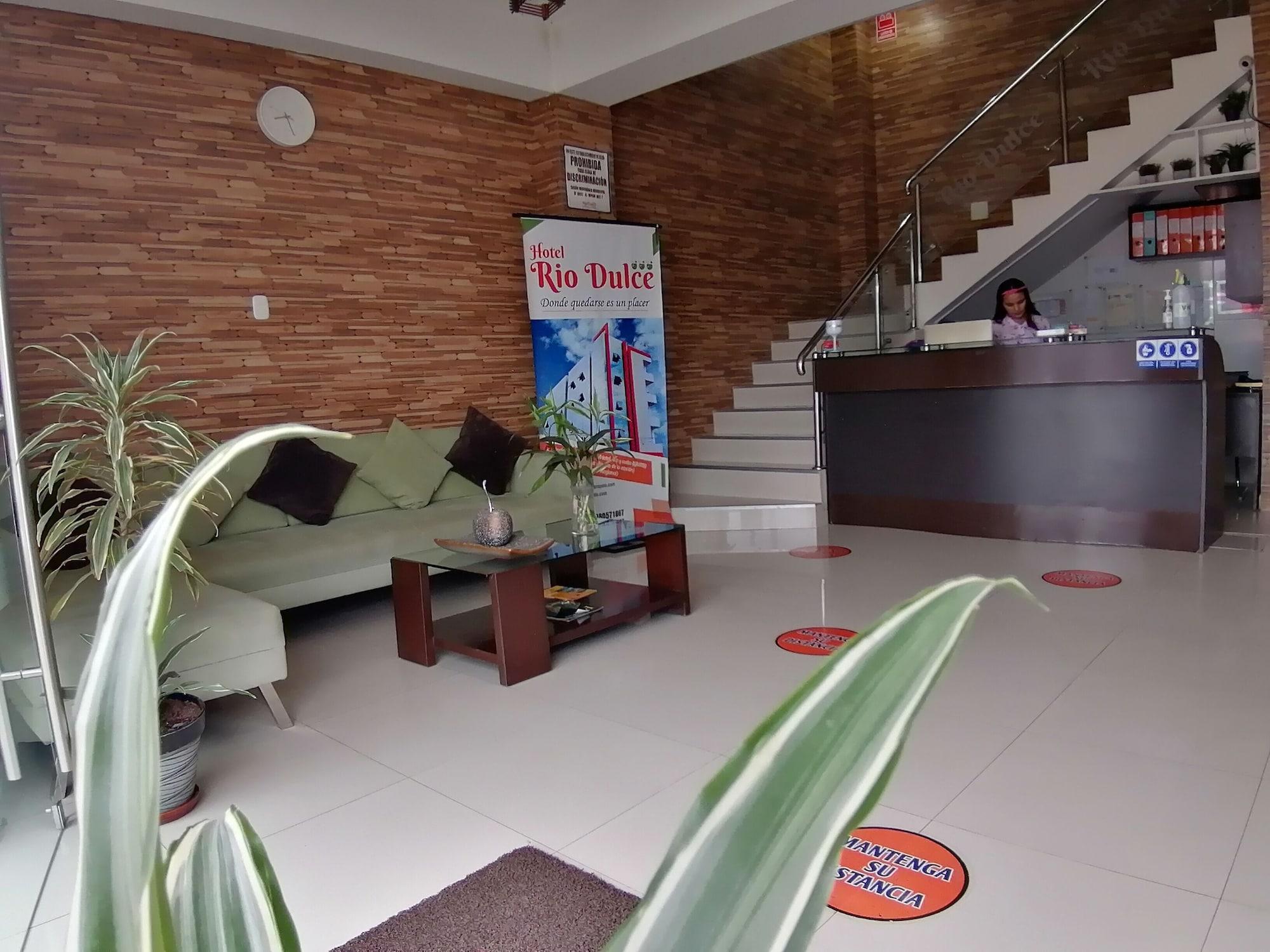 Vista Lobby Hotel Rio Dulce