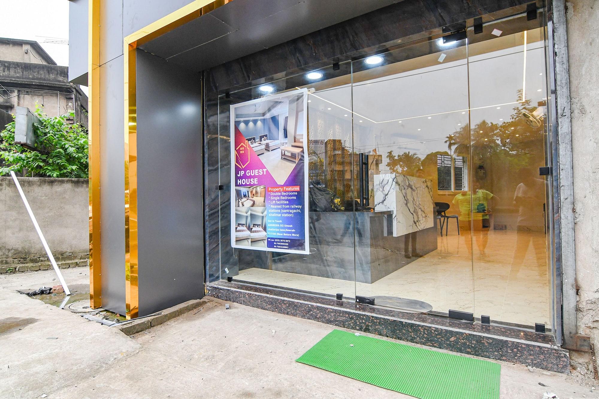 Vista Exterior Fabhotel Jp