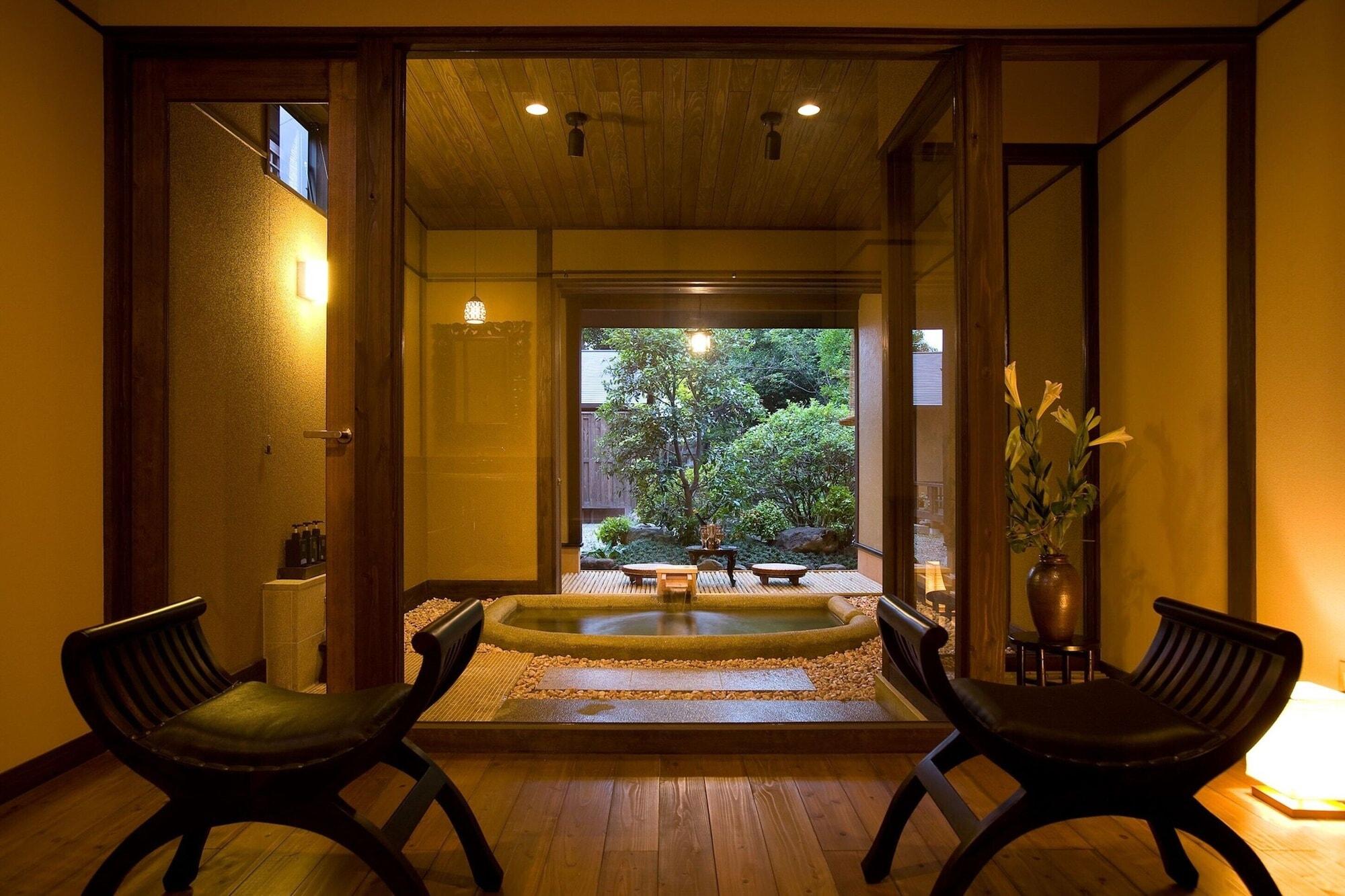 Varios SEKIYA RESORT Bettei Haruki