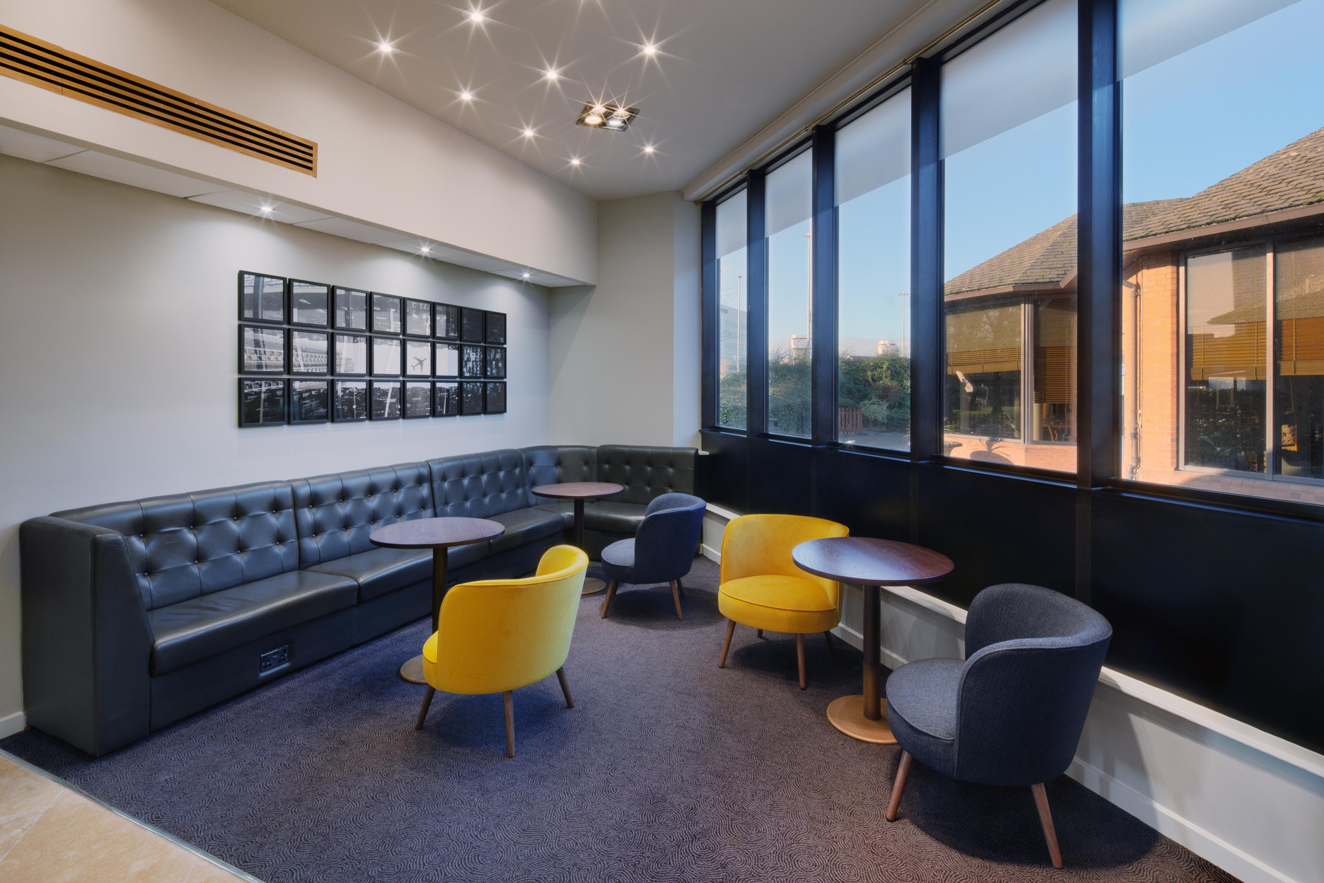 Vista Lobby DoubleTree by Hilton Manchester Airport