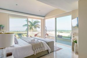Alquiler Vacacional - Enjoy Your Stay at a Luxury 3 Bedroom Condo With Stunning Lake Views