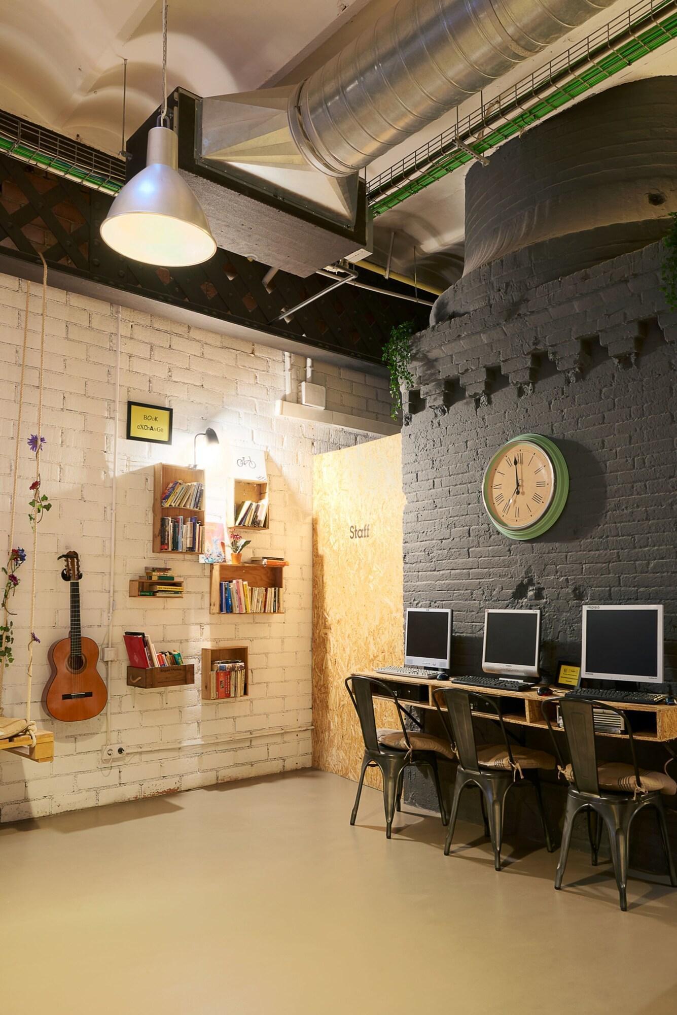 Instalaciones Recreativas Bed & Bike Hostel Barcelona