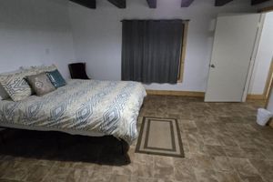 Alquiler Vacacional - Spacious 5-bedroom cabin in charming Blanding with AC, WiFi