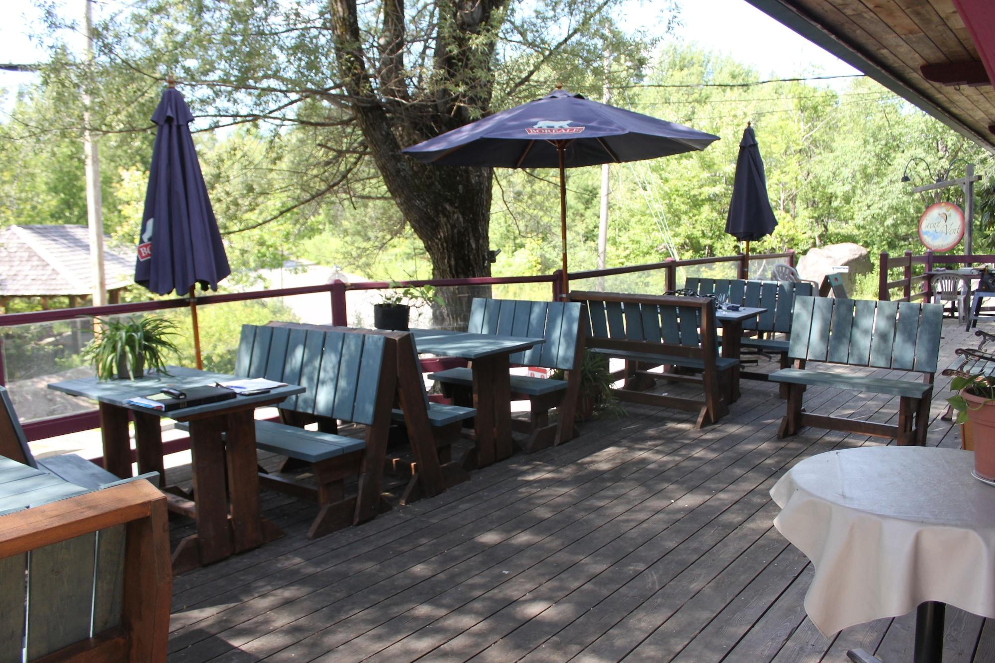 Restaurant Auberge Micro-Brasserie Le Baril Roulant