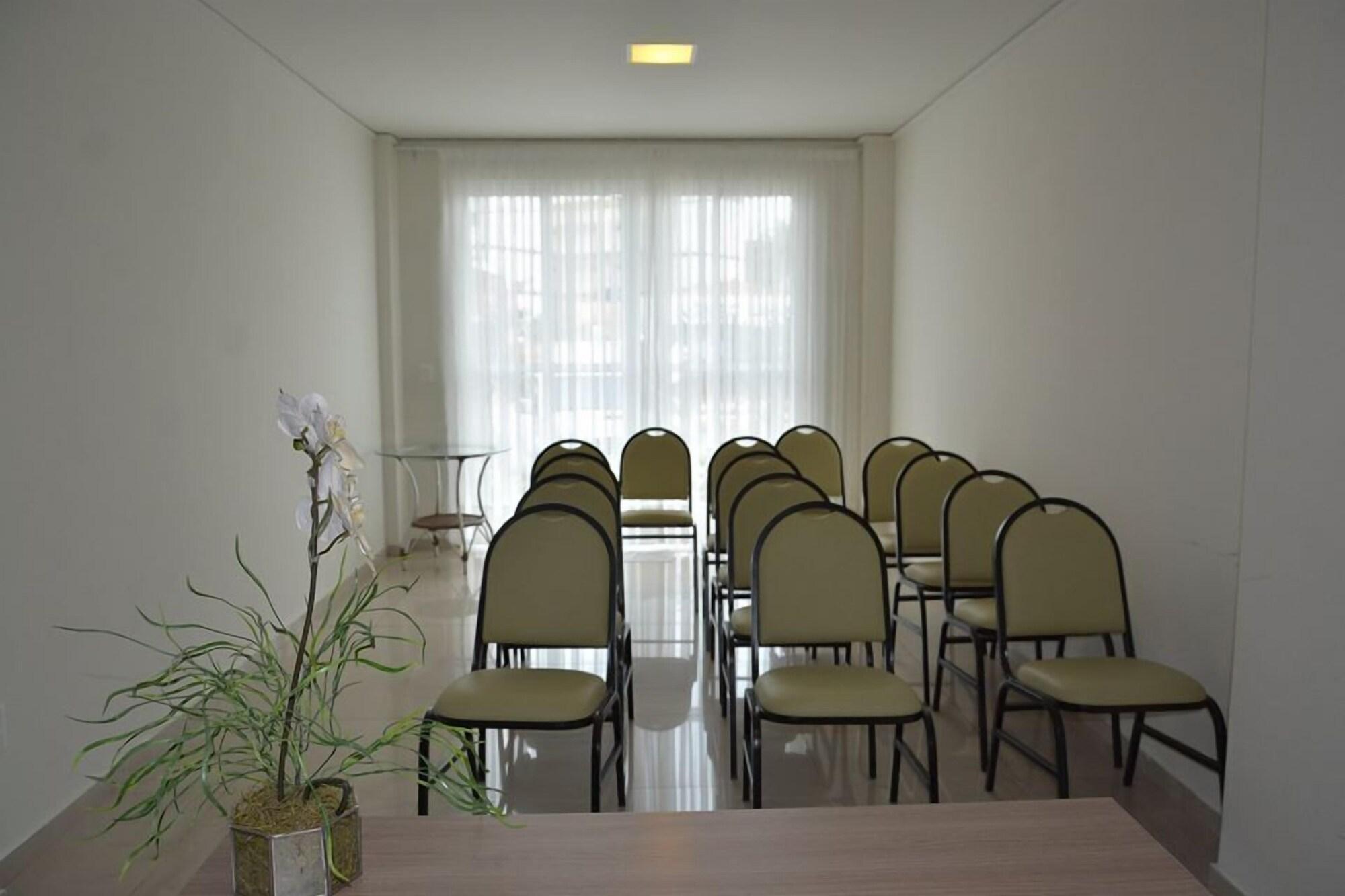 Sala de Reuniones Hotel Oásis