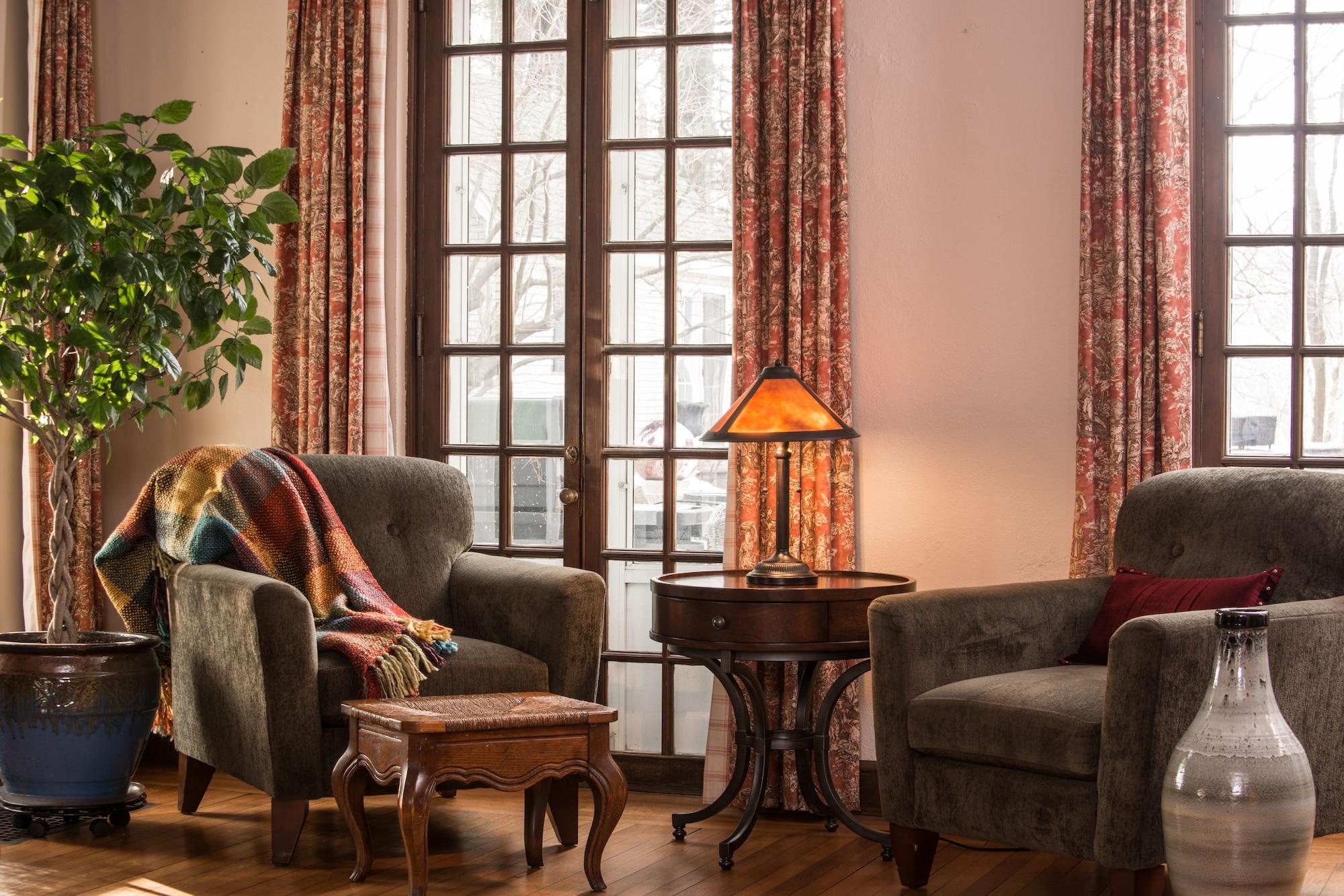 Vista Lobby Inn on Putney Road