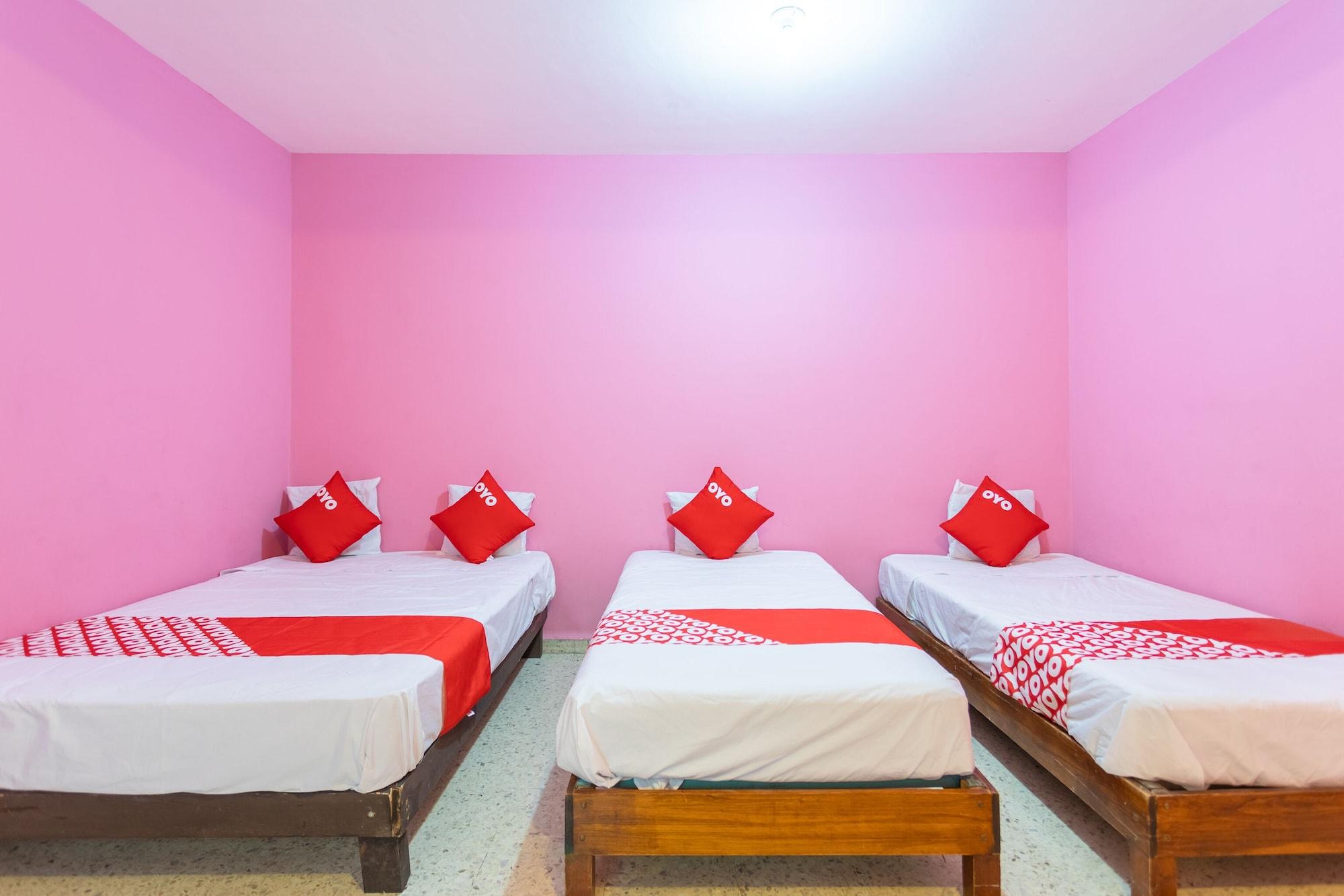 Varios OYO Hotel Emperador, Oaxaca