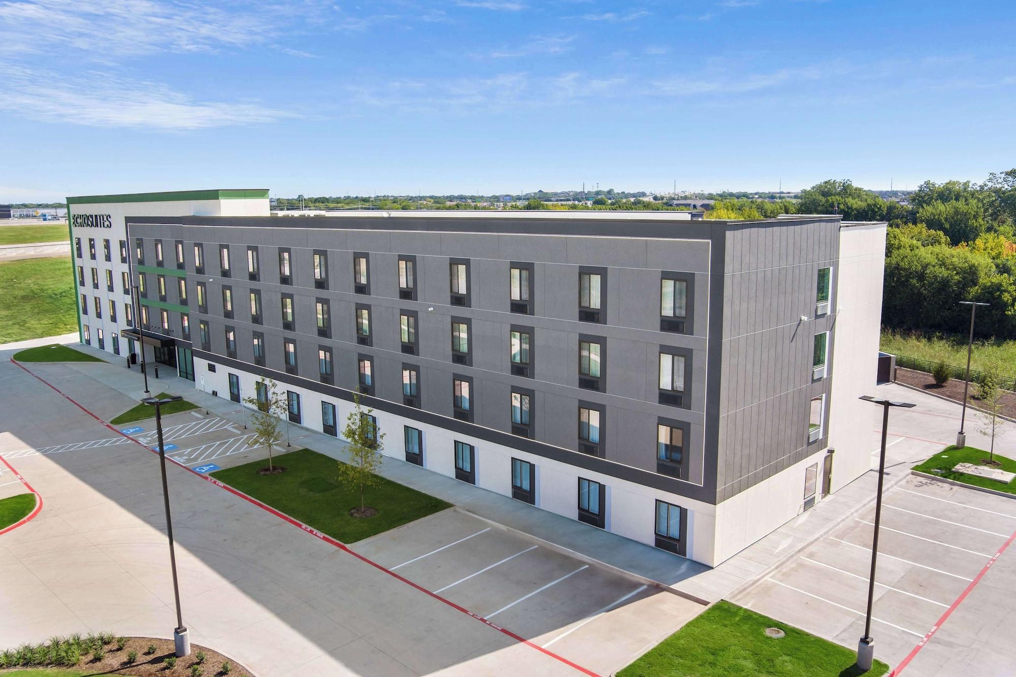 Vista Exterior ECHO Suites Extended Stay by Wyndham Dallas Plano/Frisco