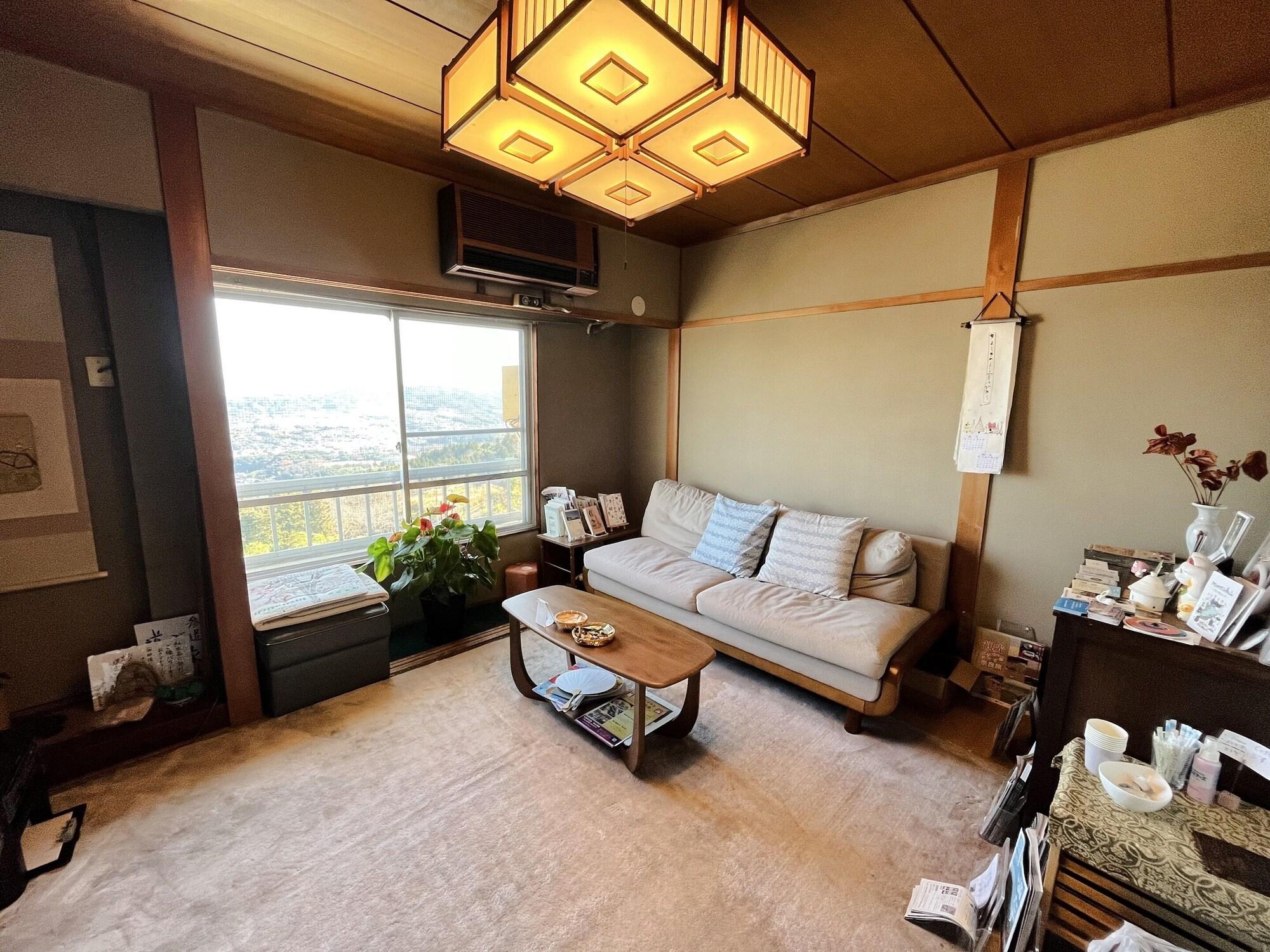 Vista Lobby Shiroyama inn