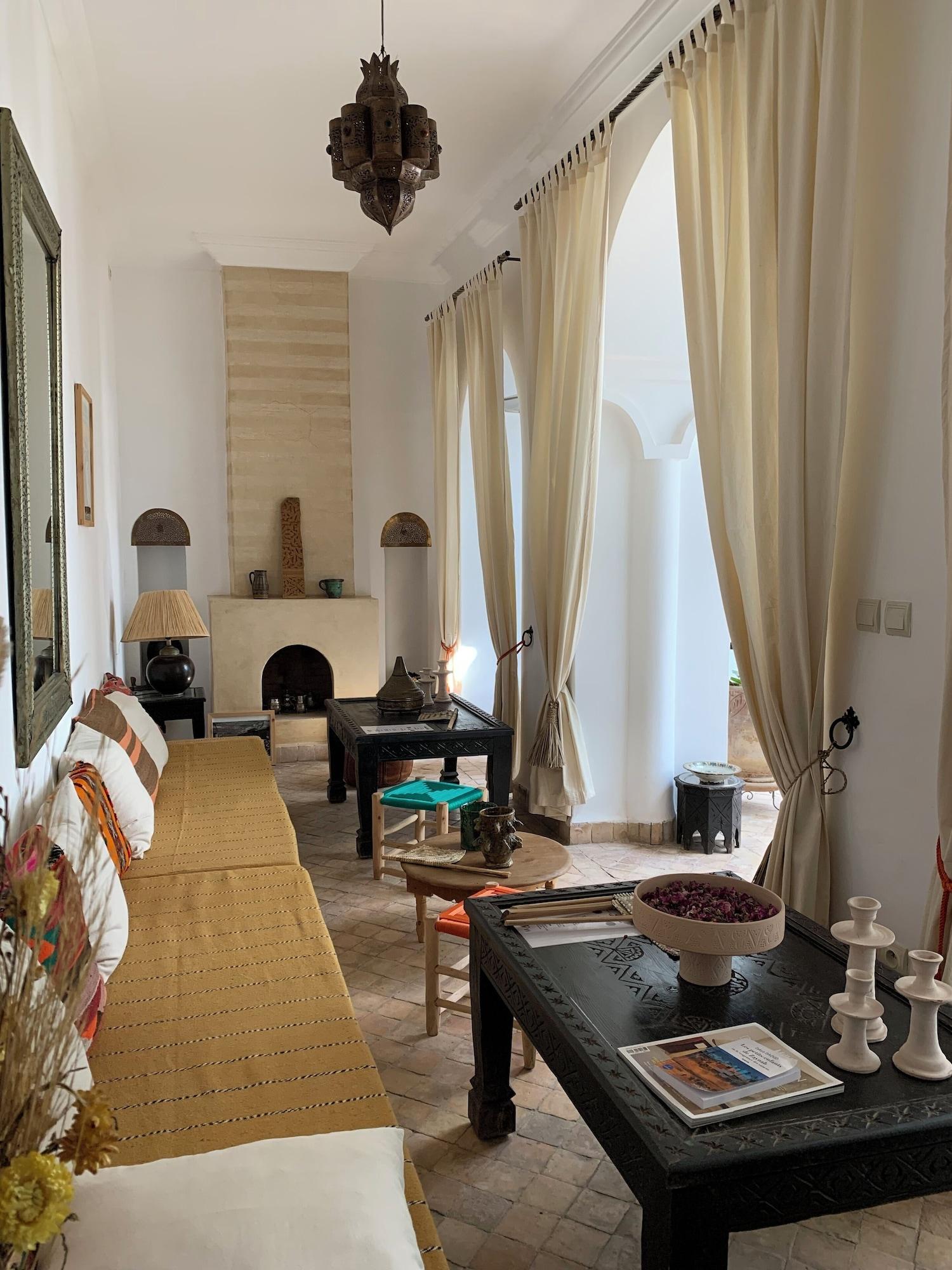 Vista Lobby Riad Sin