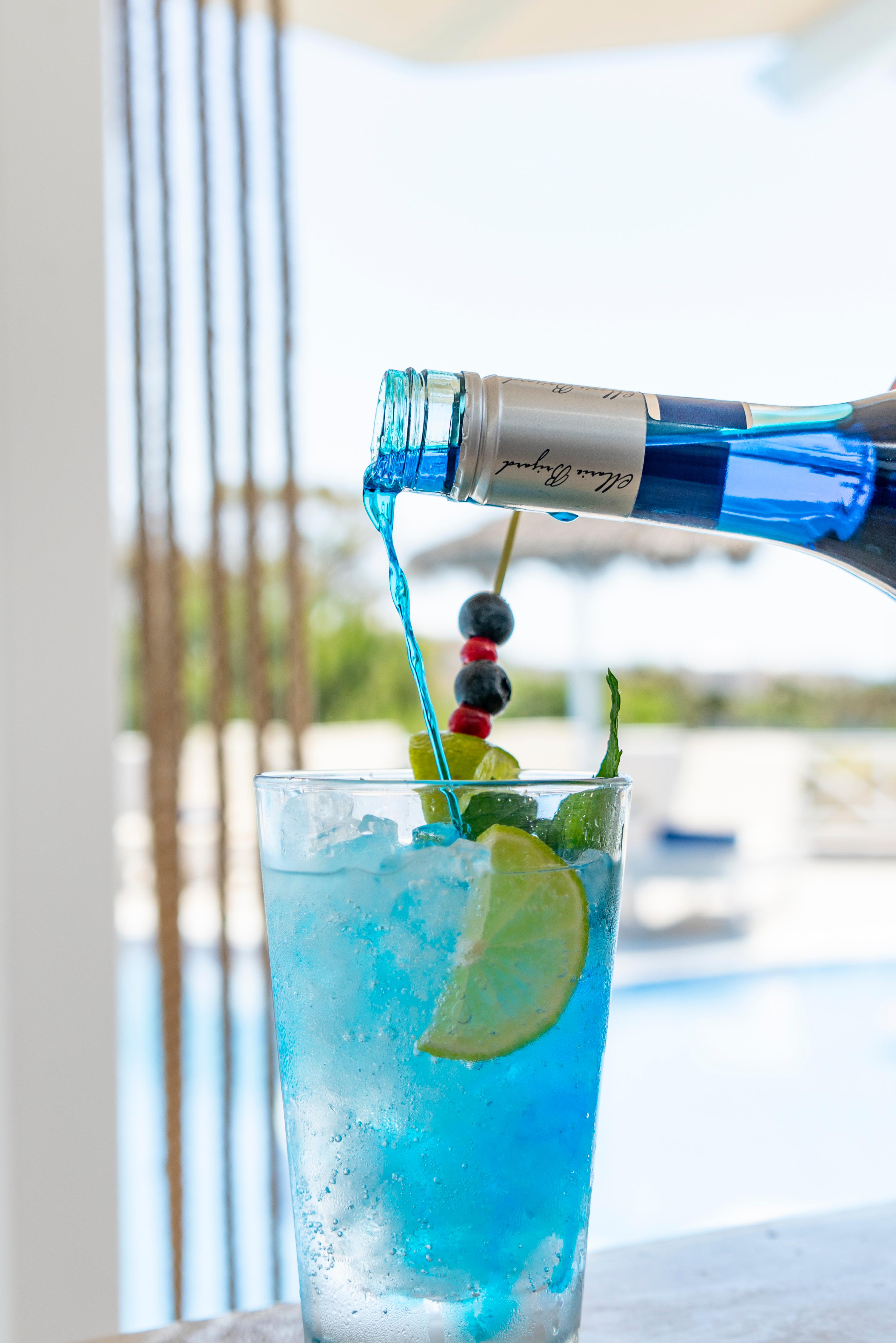 Bar/Salón Bella Santorini