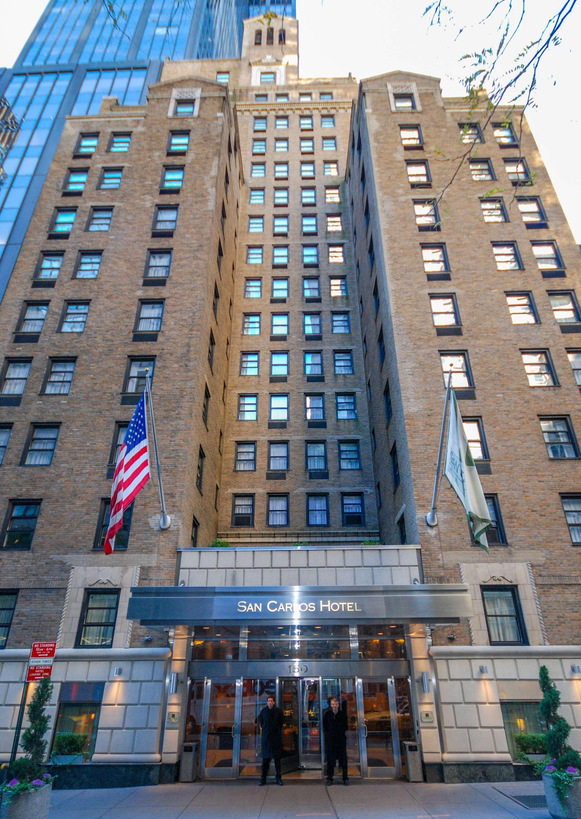 Vista Exterior San Carlos Hotel