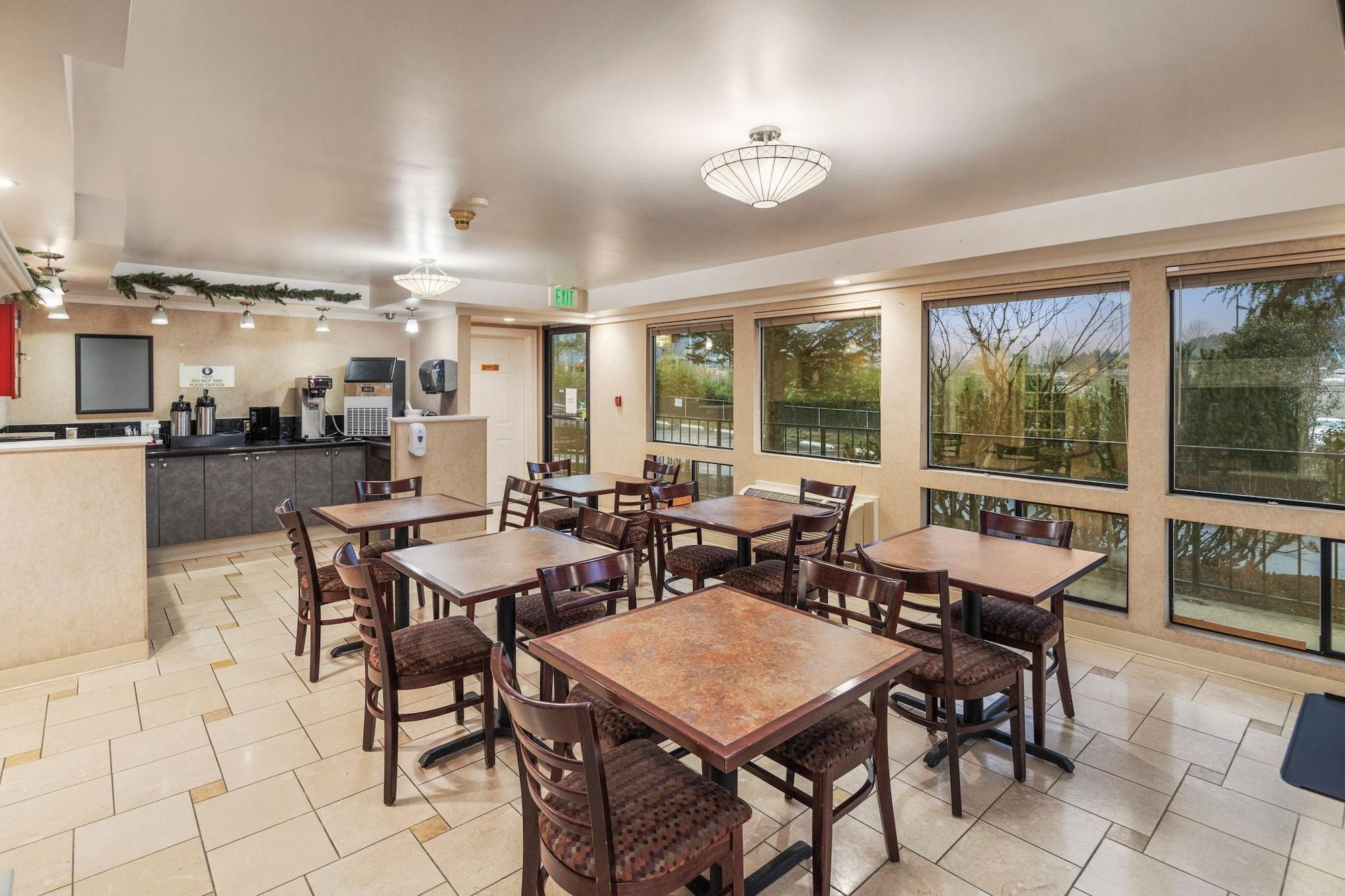 Vista Lobby Inn at Lake Washington By OYO I-405