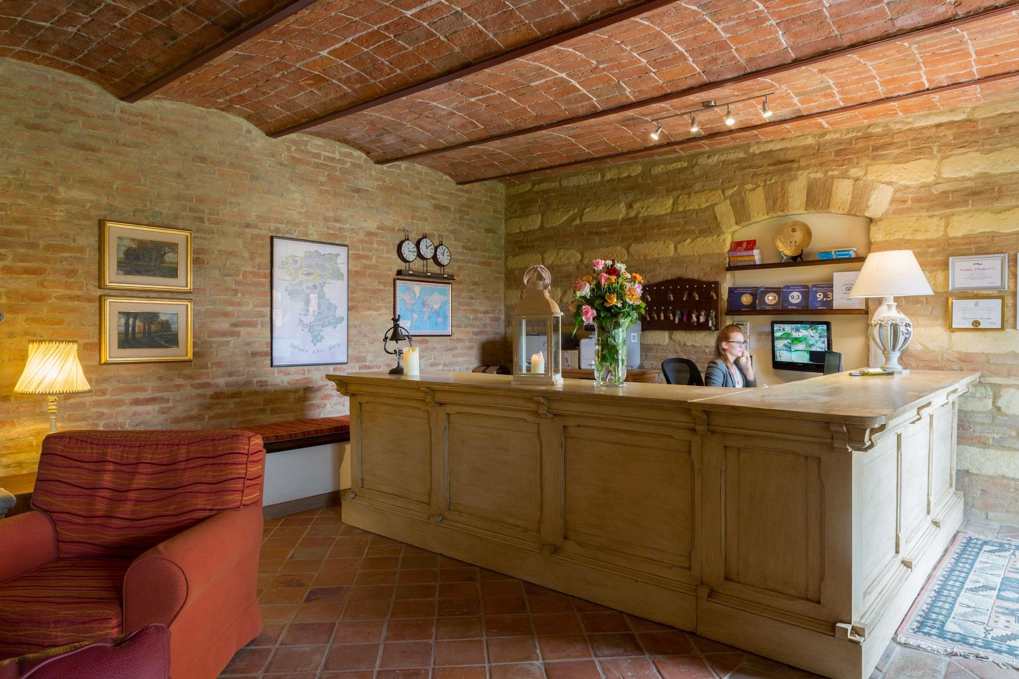 Vista Lobby Castello di Razzano, The Originals Relais (Relais du Silence)