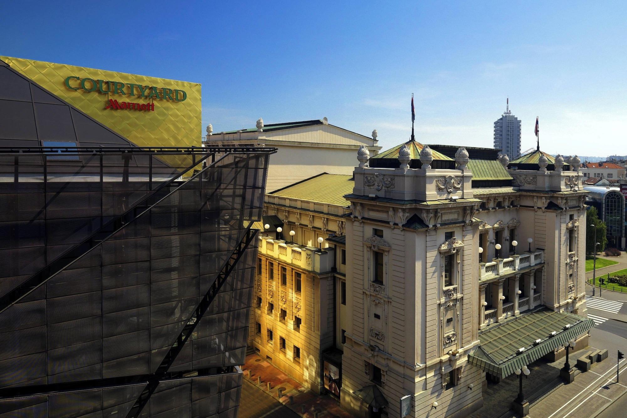 Vista Exterior Courtyard Marriott Belgrade City Center