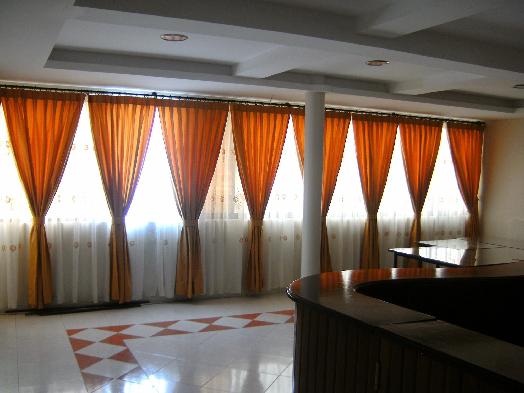 Bar/Salón Hostal Fevilamir