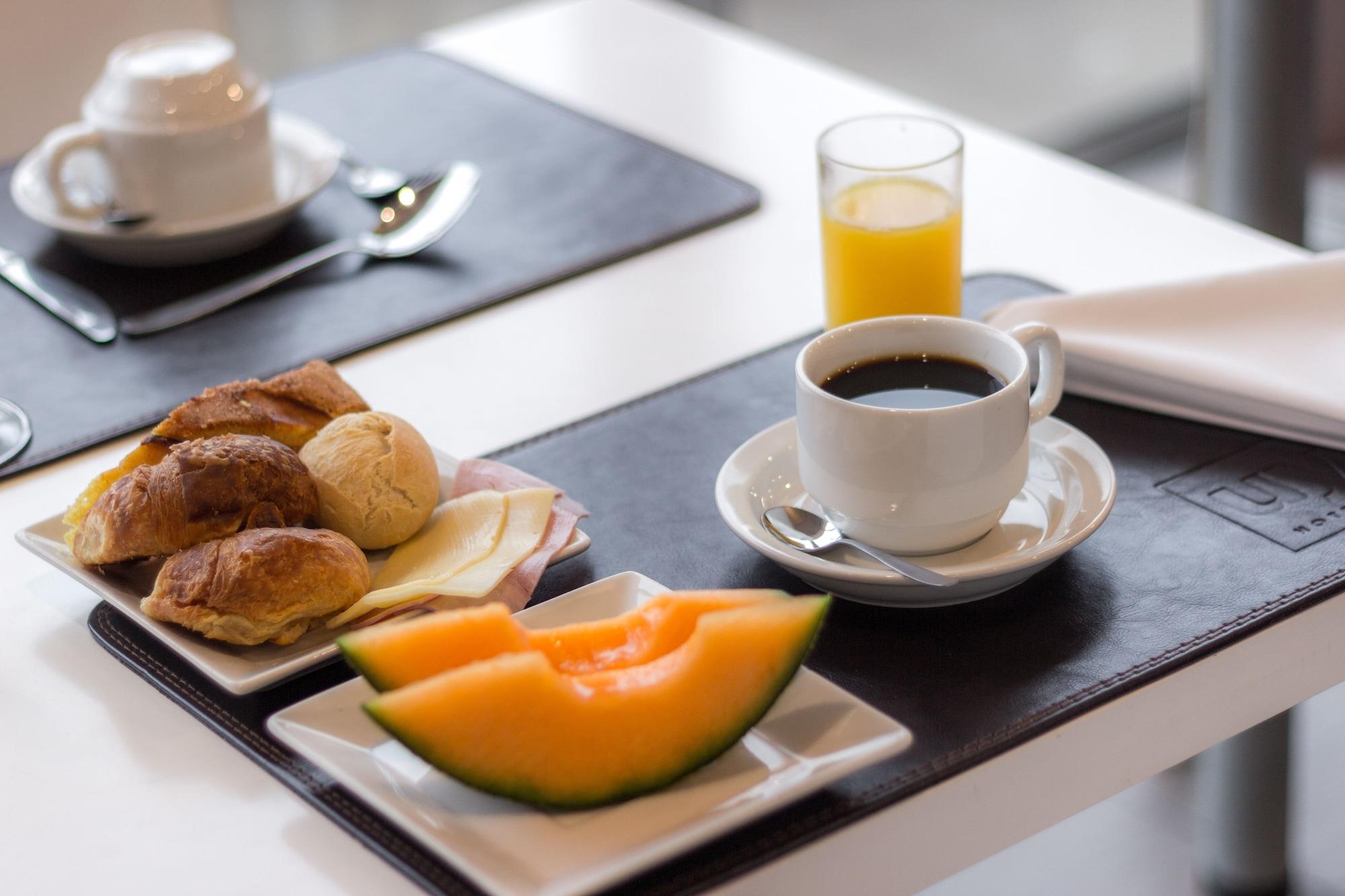 Restaurant UY Proa Sur Hotel