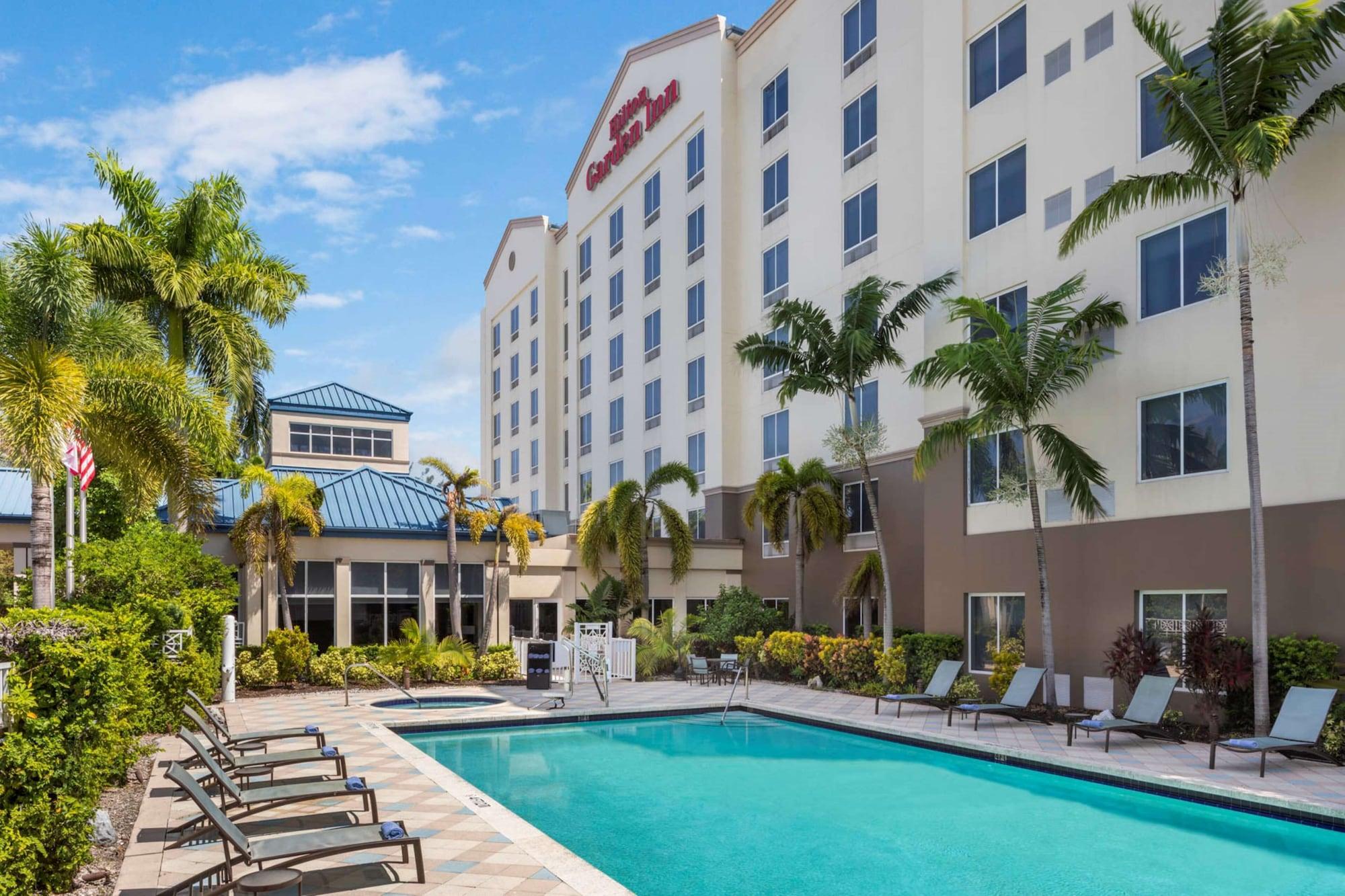 Vista Piscina Hilton Garden Inn Miami Airport West