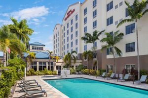 Alojamiento - Hilton Garden Inn Miami Airport West