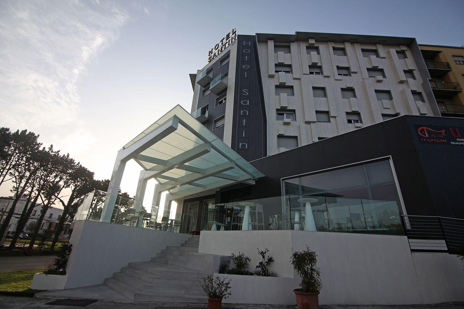 Vista Exterior Hotel Santin
