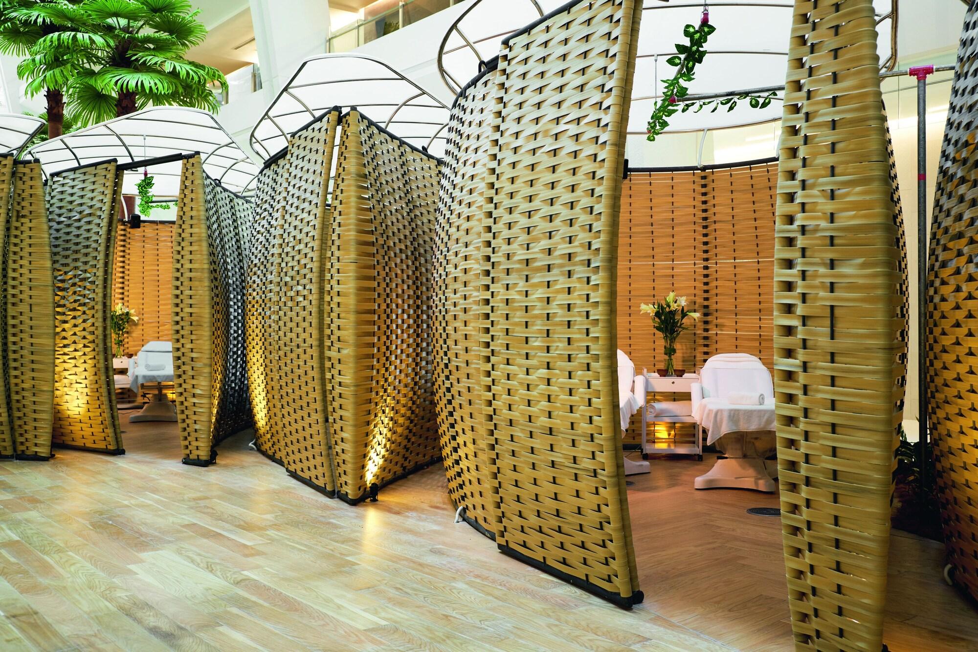 Spa Mövenpick Hotel & Convention Centre KLIA