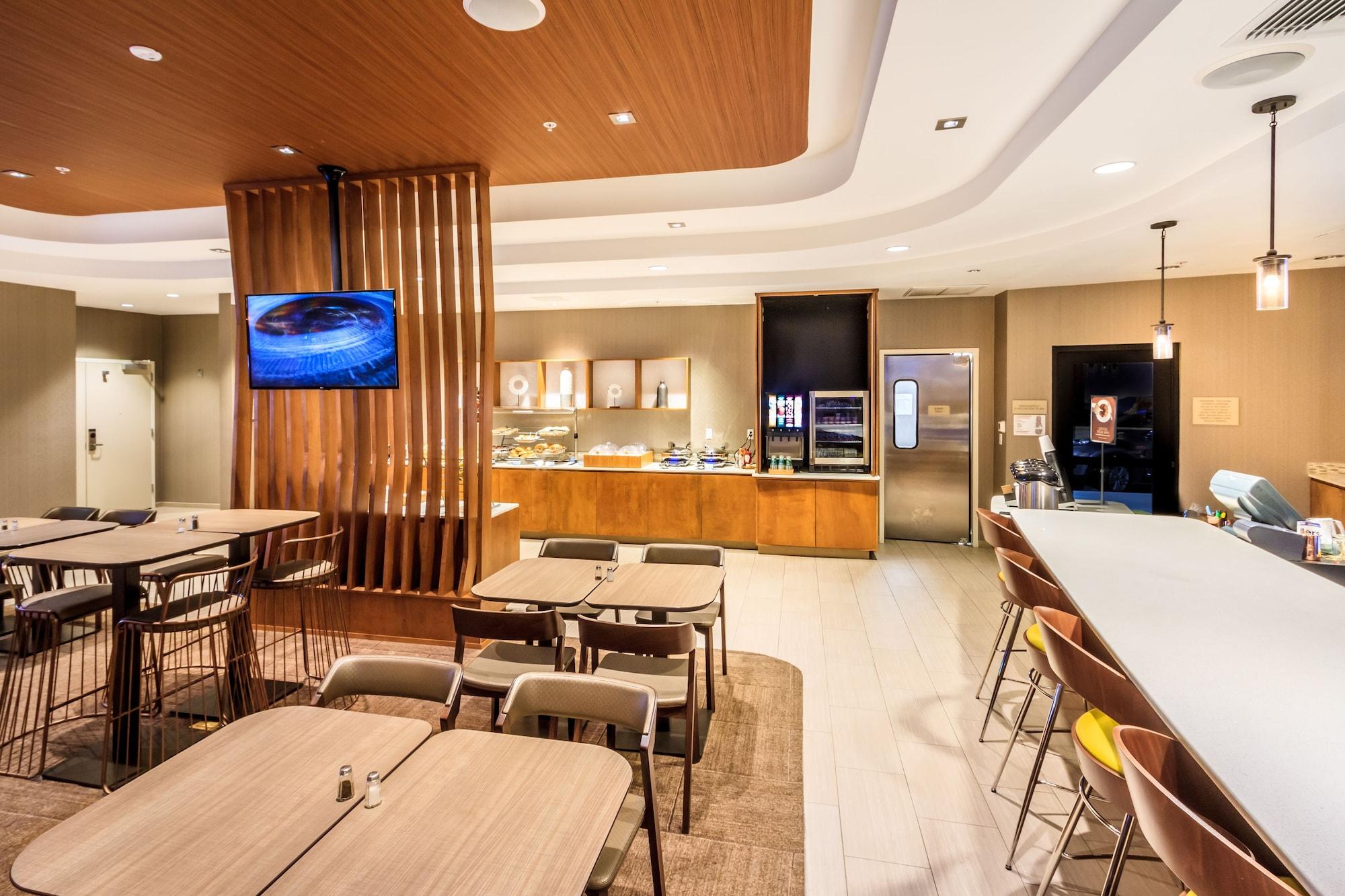 Restaurant SpringHill Suites by Marriott The Dunes On Monterey Bay