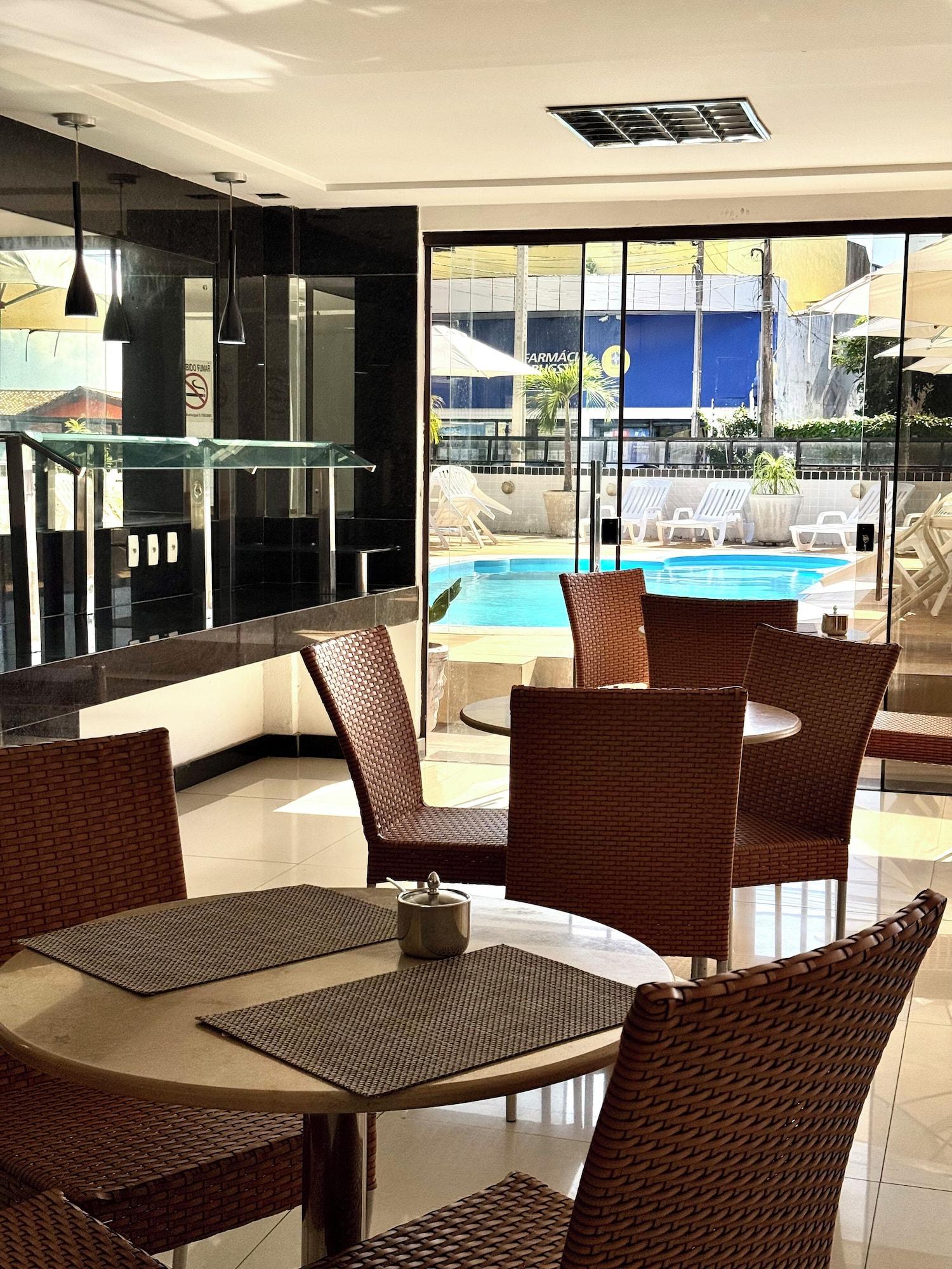 Restaurant Las Brisas Beach Hotel