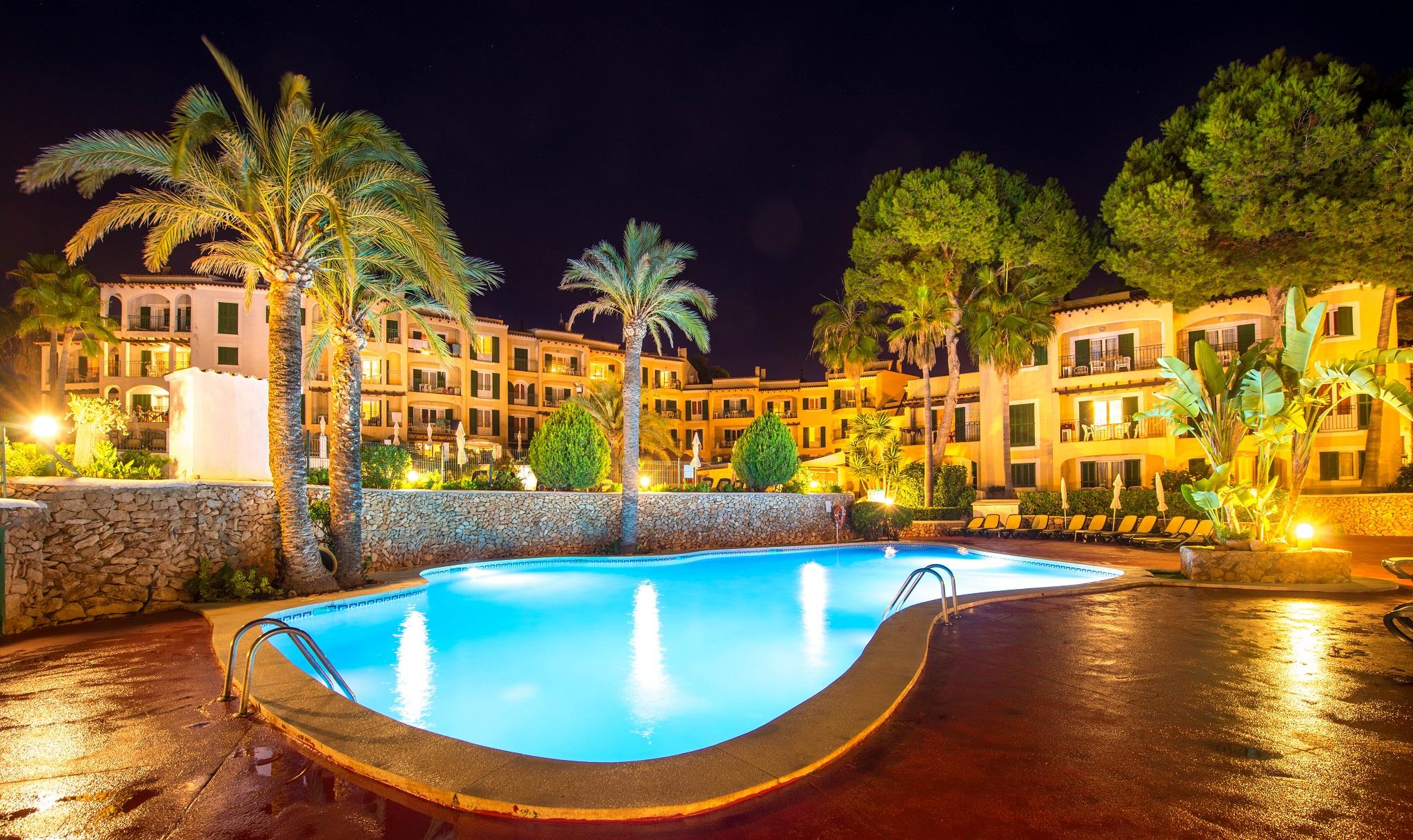 Vista Exterior Ona Cala Pi Club