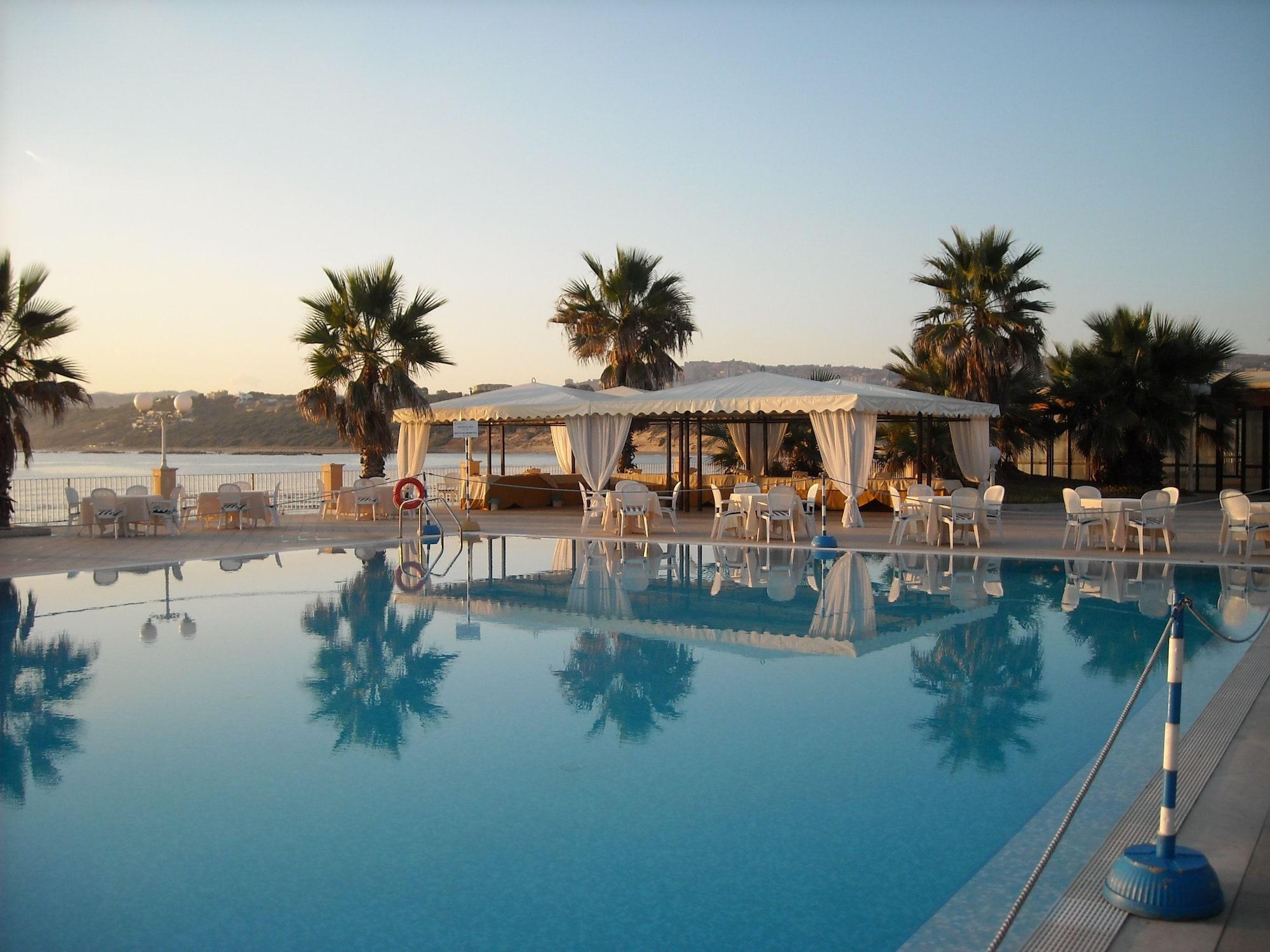 Bar/Salón Dioscuri Bay Palace Hotel