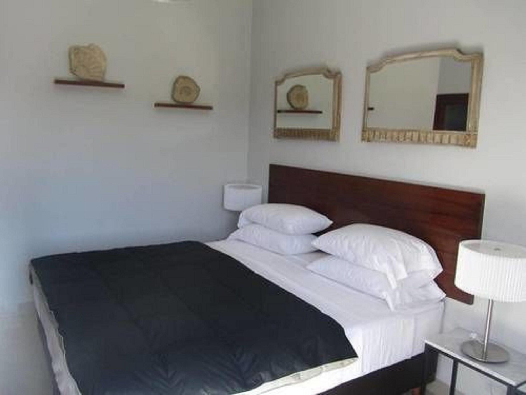 Varios EZE Inn Hotel Boutique