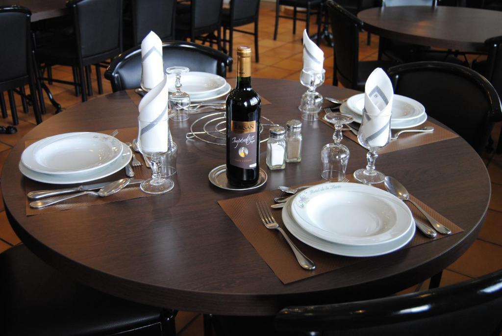 Restaurant Adonis Lourdes Notre Dame De La Sarte